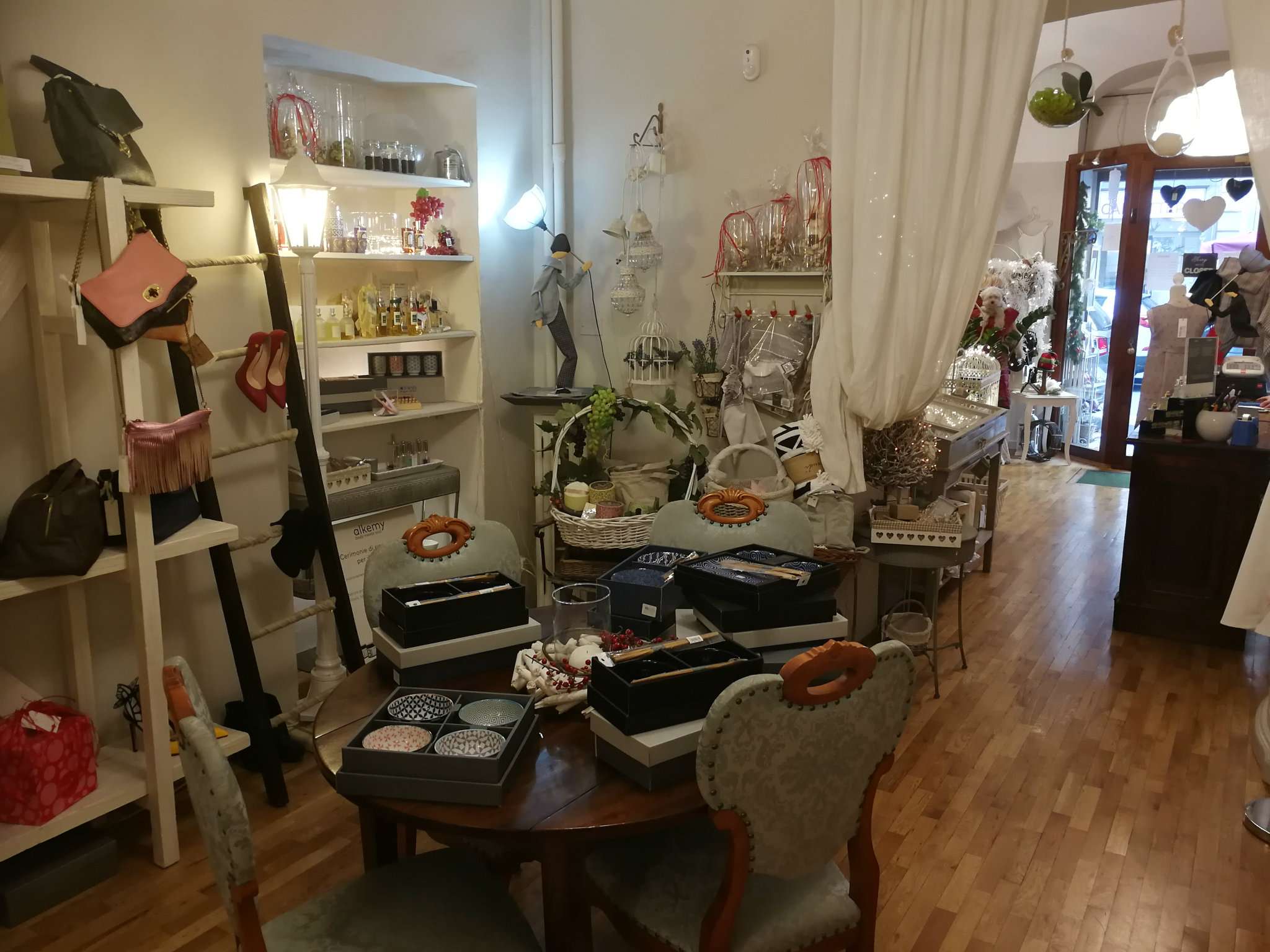 Negozio - Loc.Com. TORINO affitto  CENTRO san francesco da paola Studio Immobiliare Be.Ca sas