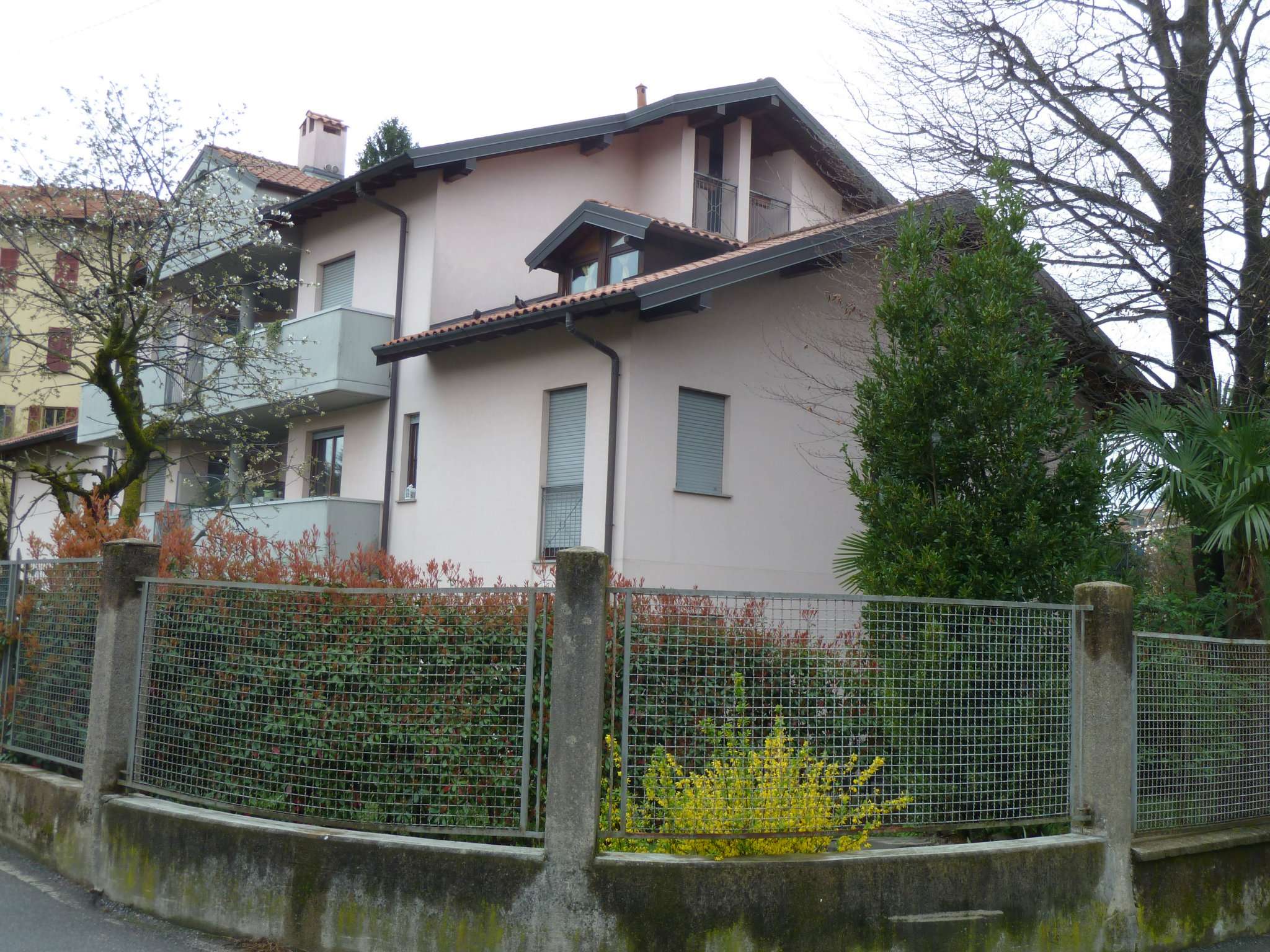  varese vendita quart: centro palmisano pietro