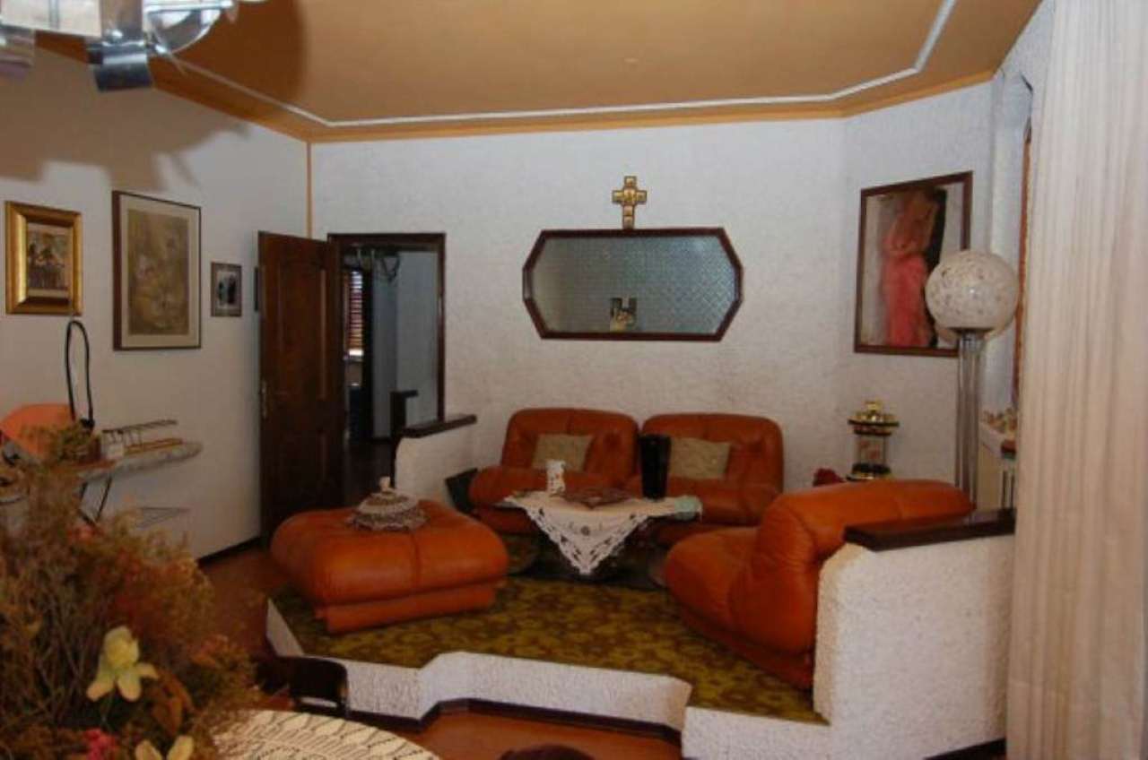 Villa Trifamiliare MORENGO vendita   Tasso Deborah Cabra ditta individuale