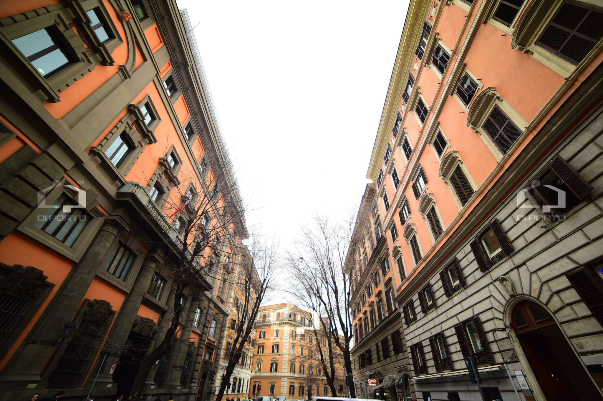 Negozio - Loc.Com. ROMA vendita  Centro storico Calabria Di Porto Immobiliare