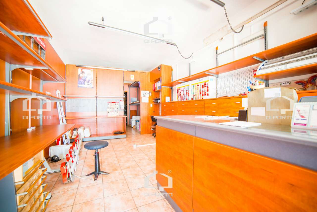 Negozio - Loc.Com. ROMA vendita  GIANICOLENSE (XV MUN.) Gianicolense Di Porto Immobiliare