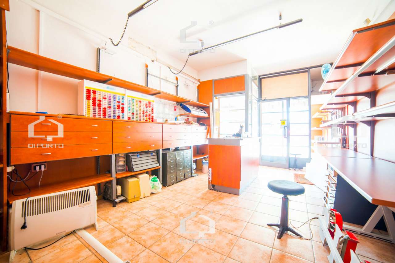 Negozio - Loc.Com. ROMA vendita  GIANICOLENSE (XV MUN.) Gianicolense Di Porto Immobiliare