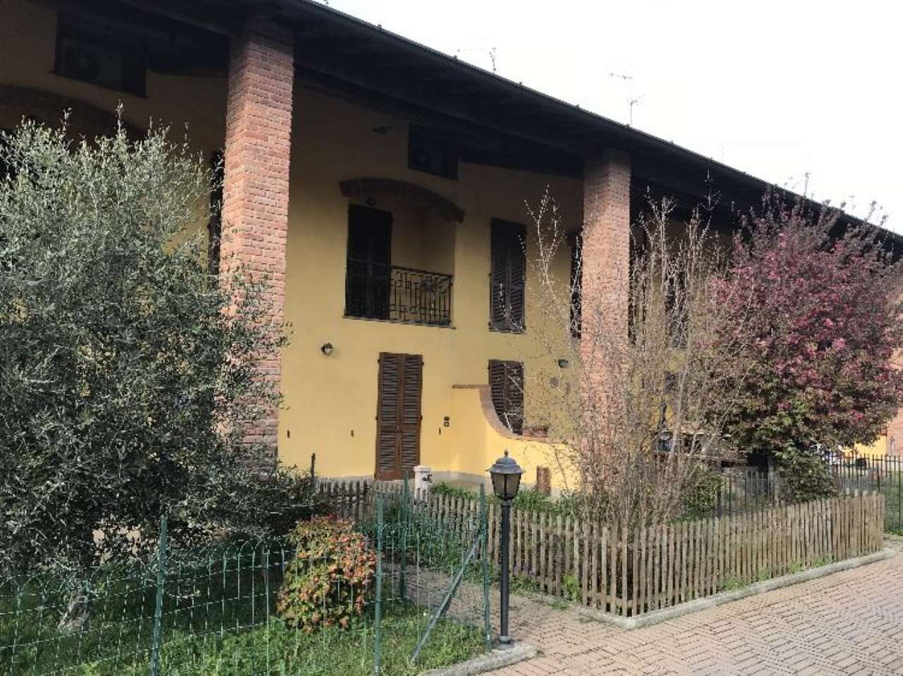 Villa Affiancata - Schiera SPINADESCO vendita   Via delle Rose IMMOBILIARE IL TORRAZZO