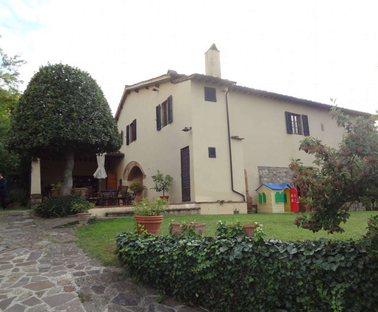 Villa Unifamiliare - Indipendente FIRENZE vendita  COLLINA SUD Via delle cave di monteripladi Vivere Toscano di Andrea Vannini