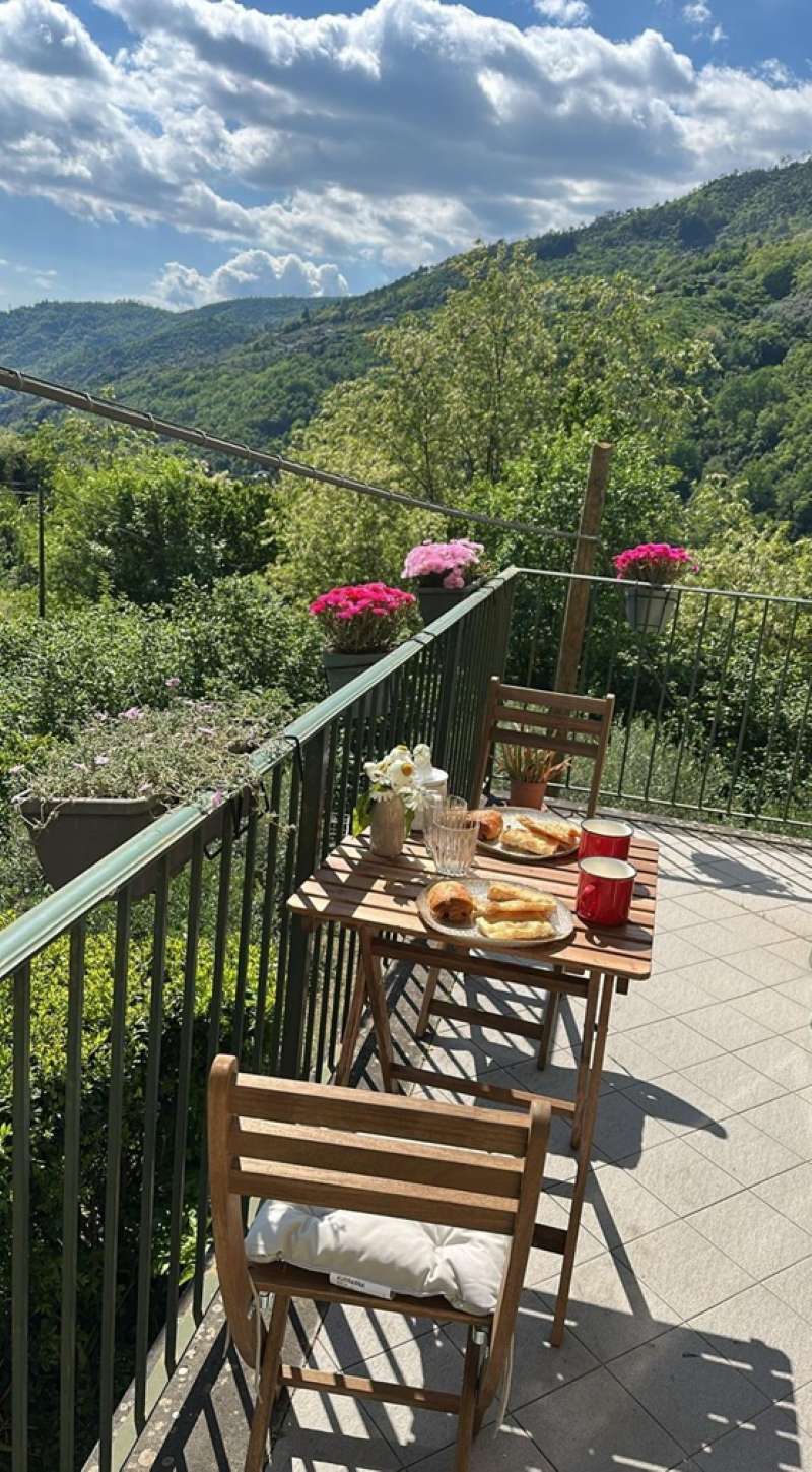 AFFITTI Appartamento a Mezzanego – foto 1