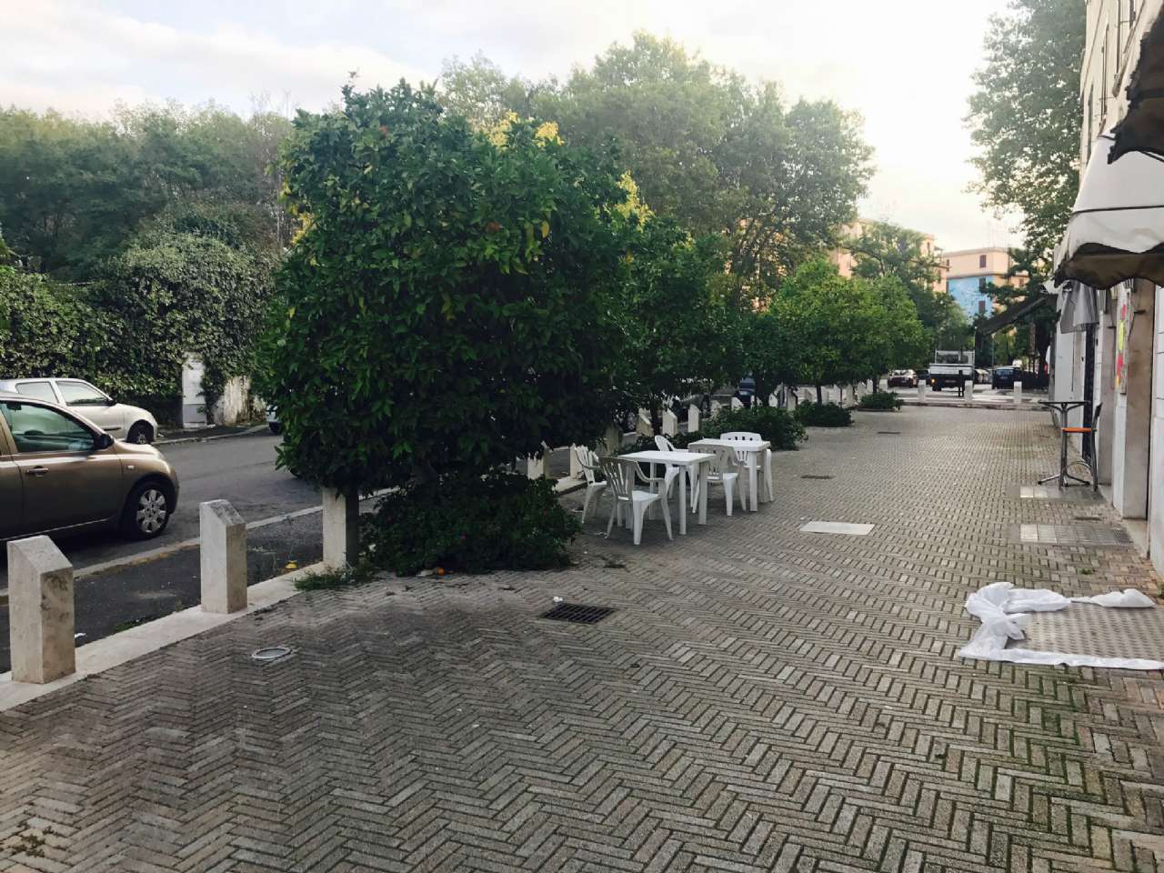 Negozio - Loc.Com. ROMA affitto  COLOMBO VIA LINCEI Bacci Immobiliare