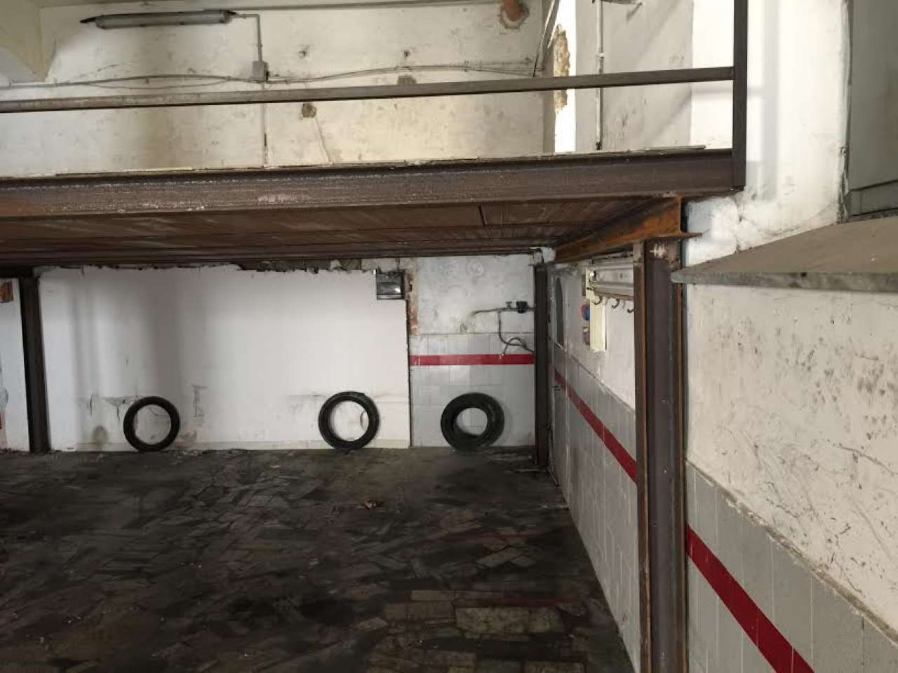 Negozio - Loc.Com. NAPOLI vendita  SAN LORENZO GIACINTO ALBINO LVXVRY HOME