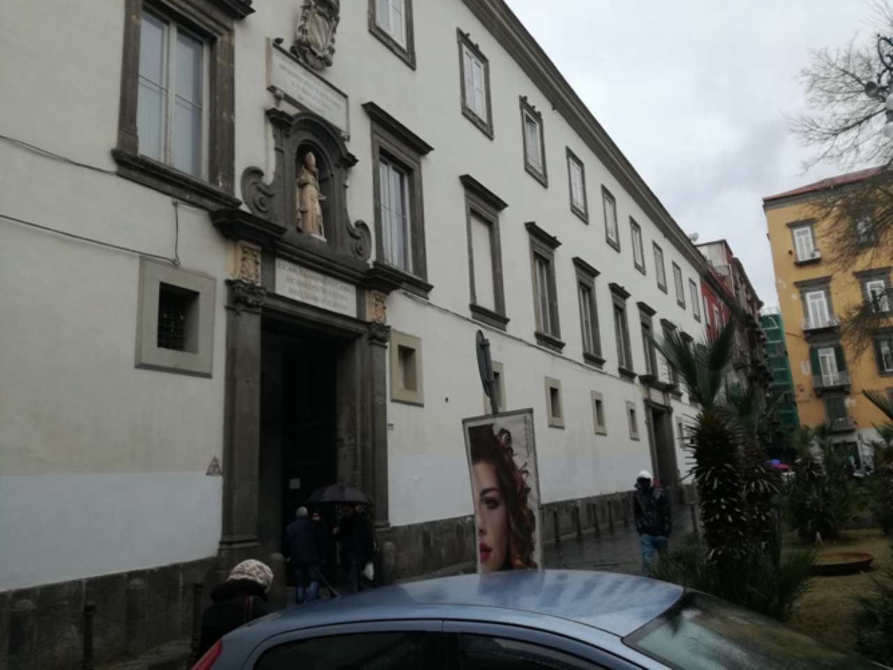 Negozio - Loc.Com. NAPOLI vendita  Centro storico DONNAREGINA LVXVRY HOME