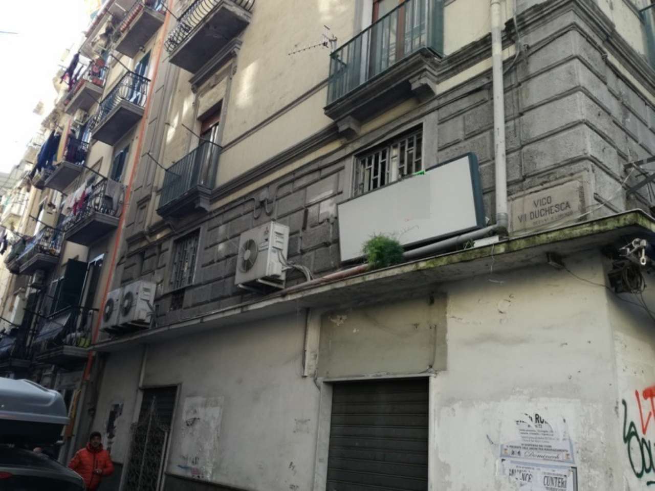 Negozio - Loc.Com. NAPOLI vendita  MERCATO VIA ALESSANDRO POERIO LVXVRY HOME