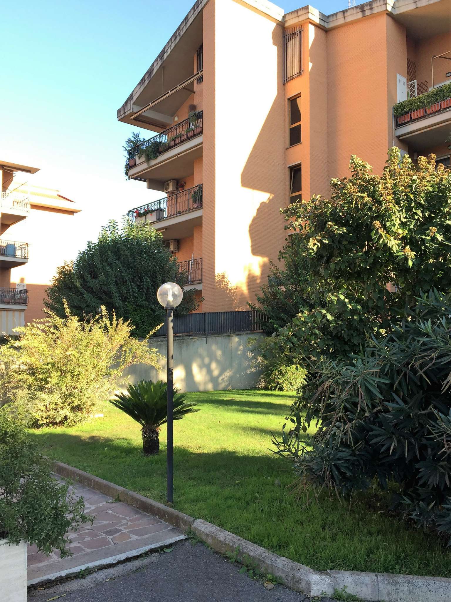 Appartamento ROMA vendita  AEROPORTO DI CIAMPINO (ZONA DELLA XI MUN.)  Via Anagnina Stimacasa - Cinecitta'