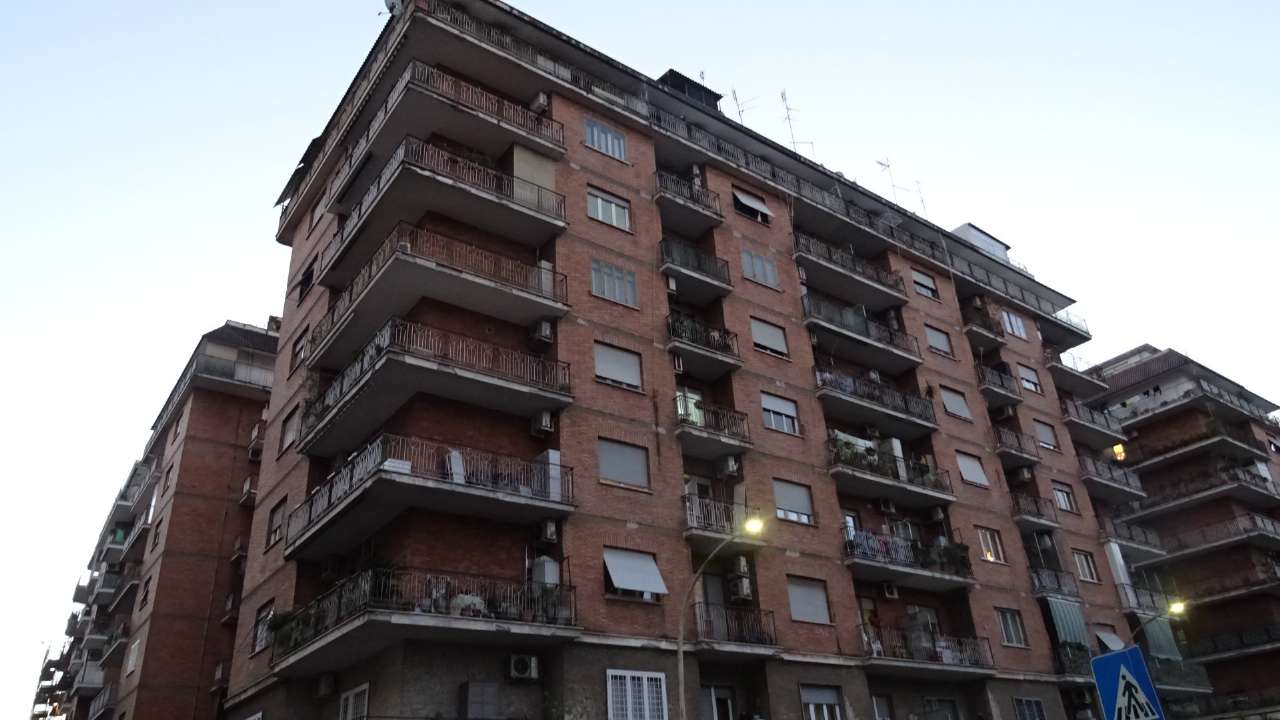  roma vendita quart:  stimacasa - cinecitta'
