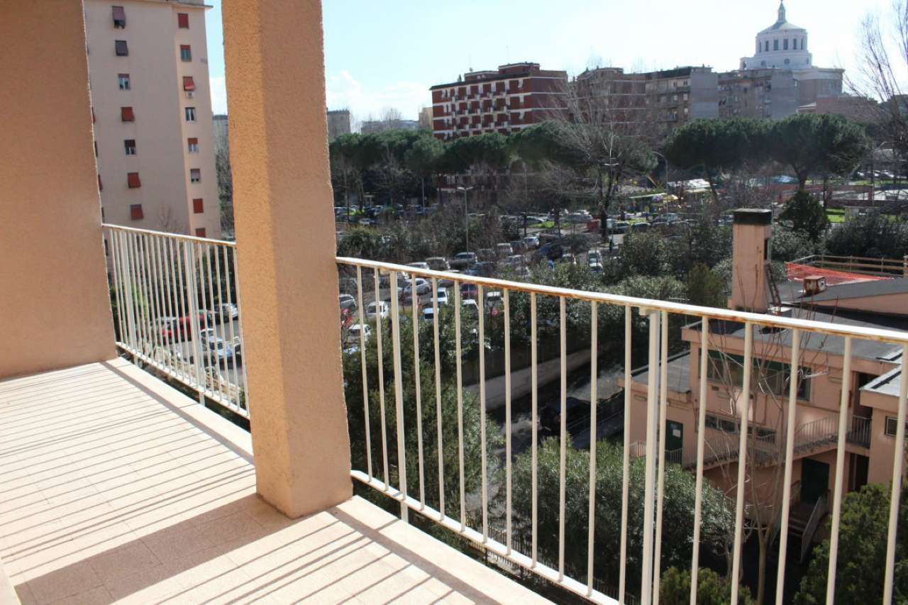 Appartamento ROMA vendita  SAN PAOLO Costantino Gabetti - Agenzia San Paolo - ROMA