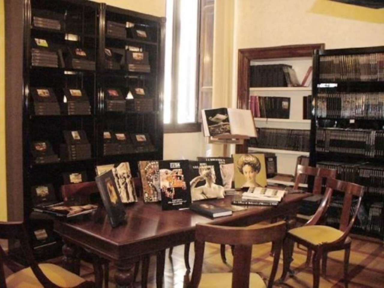 Ufficio - Loc.Com. ROMA affitto  Centro storico  Art of Living