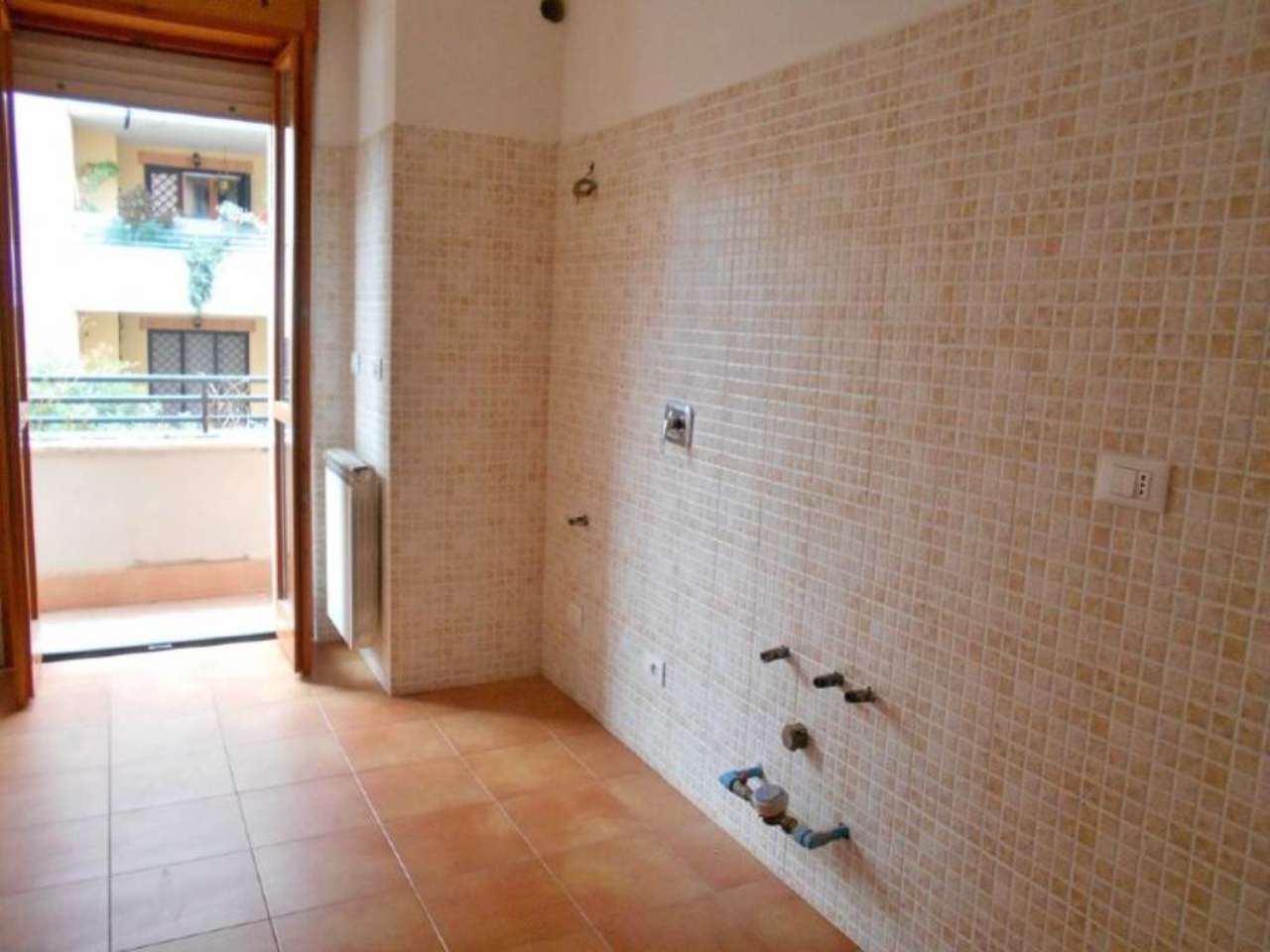 Appartamento ROMA vendita  LUNGHEZZA (ZONA DELLA VIII MUN.) Fraine Le.pa Immobiliare srl