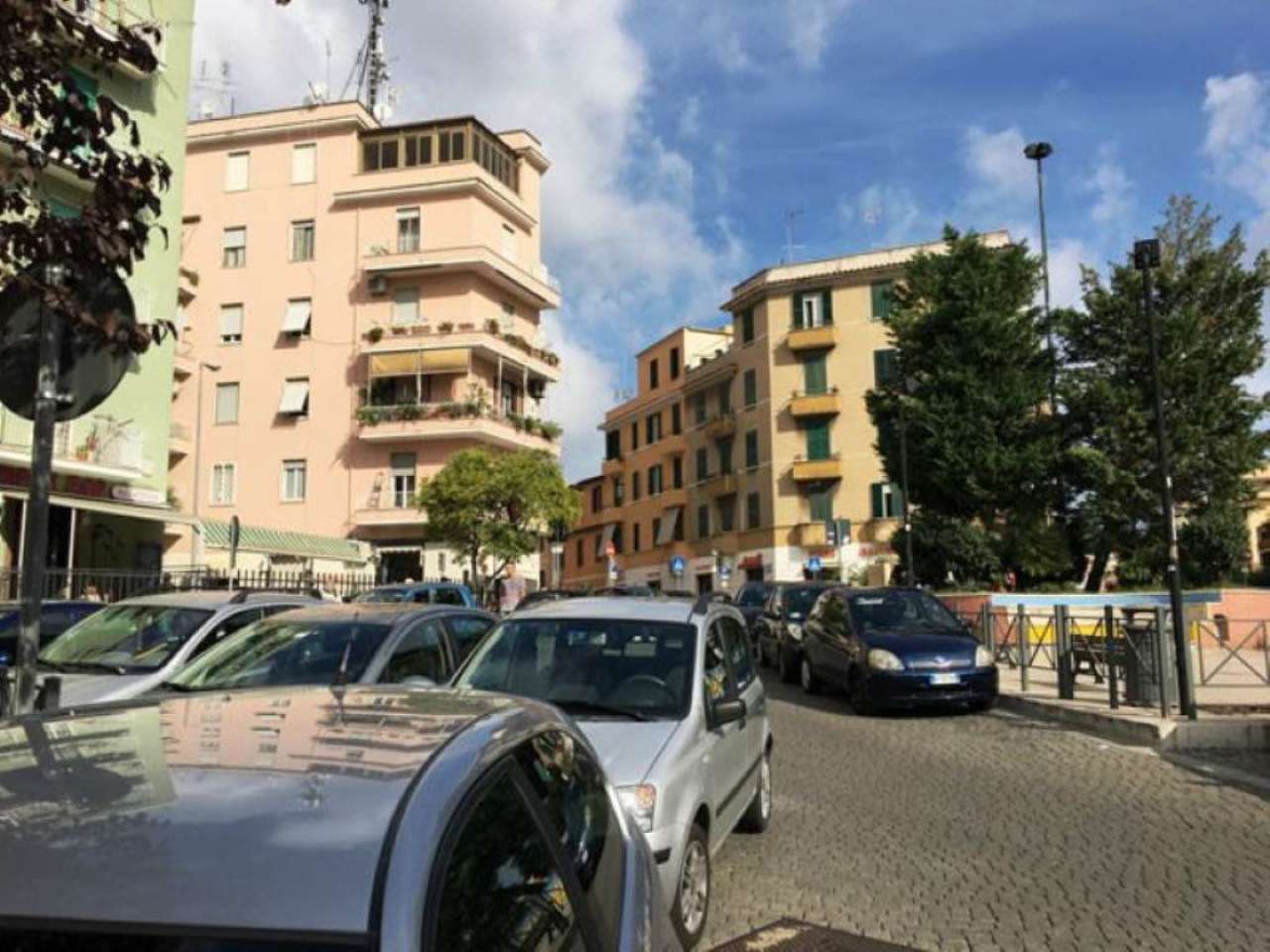 Negozio - Loc.Com. ROMA vendita  PINETA SACCHETTI Via Clemente X Schild&Co. Immobiliare S.R.L.