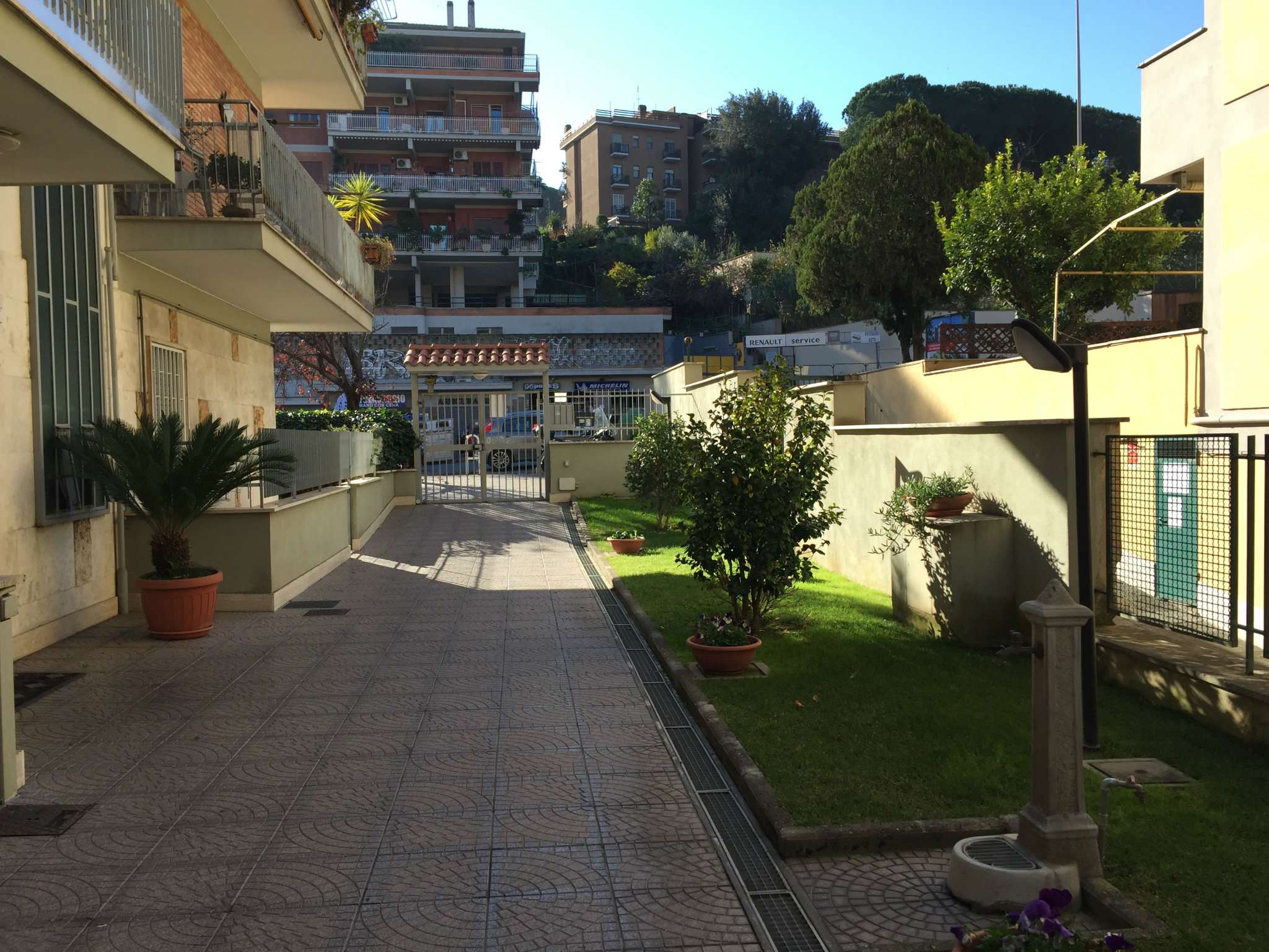 Appartamento ROMA vendita  CASETTA MATTEI PORTUENSE Immobiliare Casetta Mattei 2015 srl