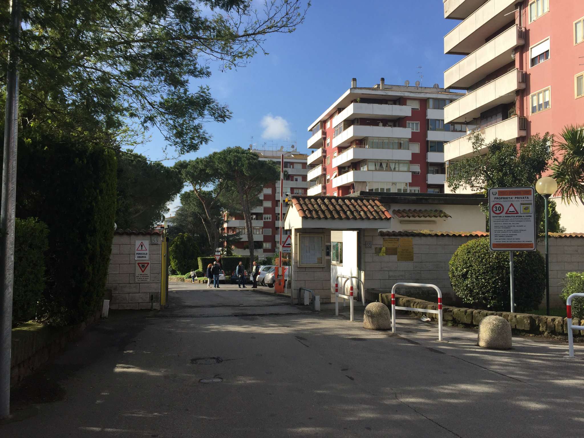 Appartamento ROMA vendita  CASALOTTI (ZONA DELLA XIX MUN.) di casalotti Immobiliare Casetta Mattei 2015 srl