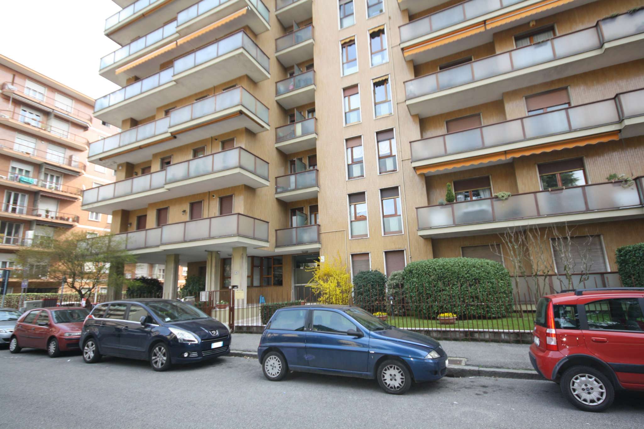  monza vendita quart: san gerardo puntocasa monza sas di stefano riva & c.