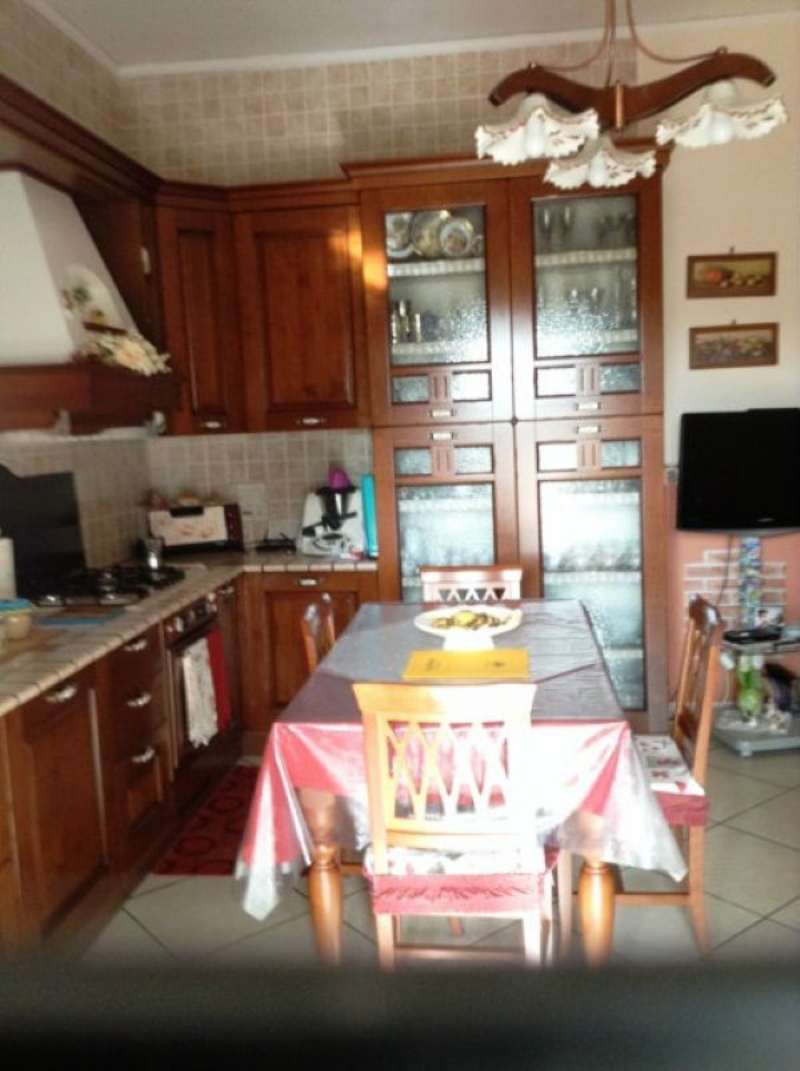 Appartamento TORRE DEL GRECO vendita   via lamaria SANNINO IMMOBILIARE S.A.S.