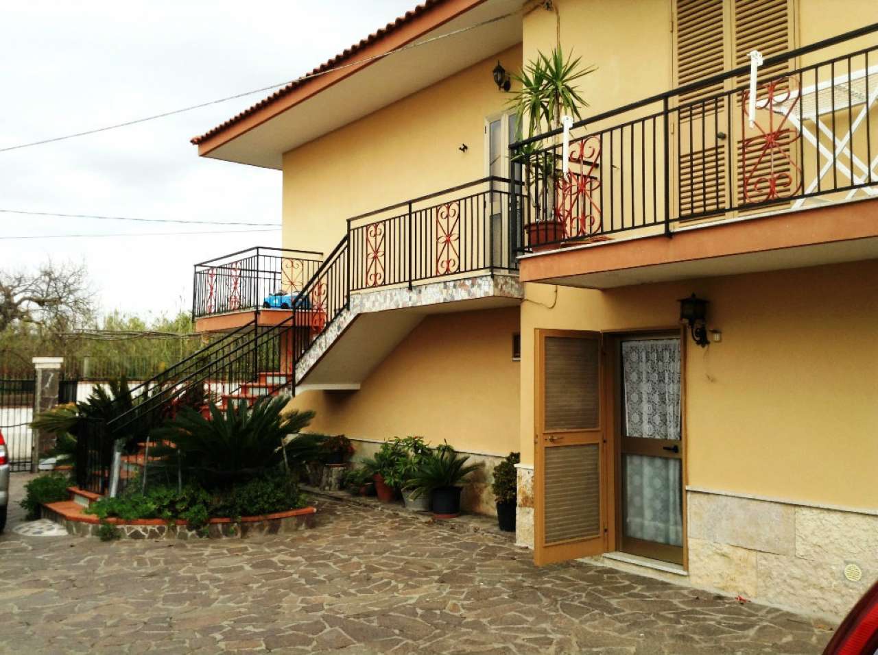 Appartamento TORRE DEL GRECO vendita   VIA RUGGIERO SANNINO IMMOBILIARE S.A.S.