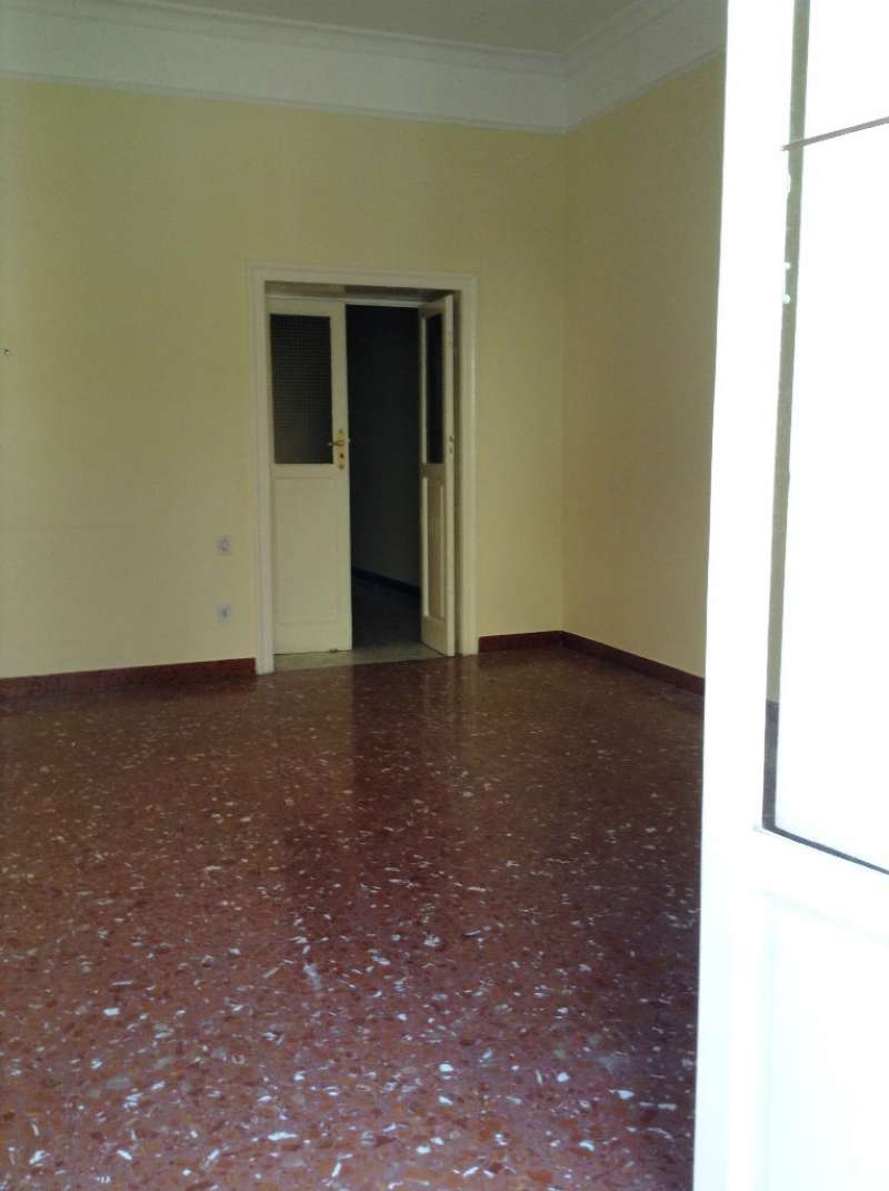 Appartamento TORRE DEL GRECO vendita   via G. de Bottis SANNINO IMMOBILIARE S.A.S.