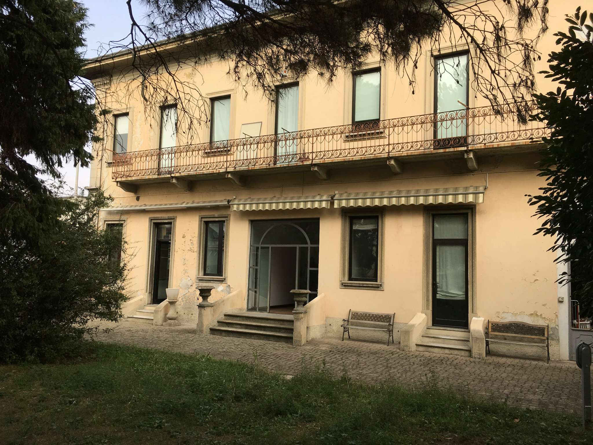 Villa BUSTO ARSIZIO vendita   Magenta IMMOBILIARE MAMELI 24 srl