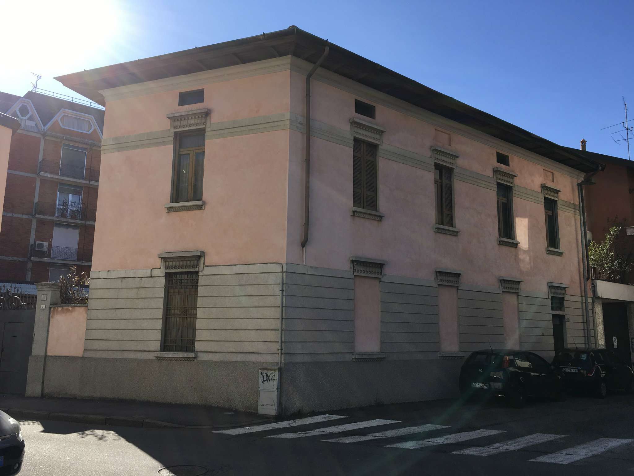 Stabile intero - Palazzo BUSTO ARSIZIO vendita   Marconi IMMOBILIARE MAMELI 24 srl