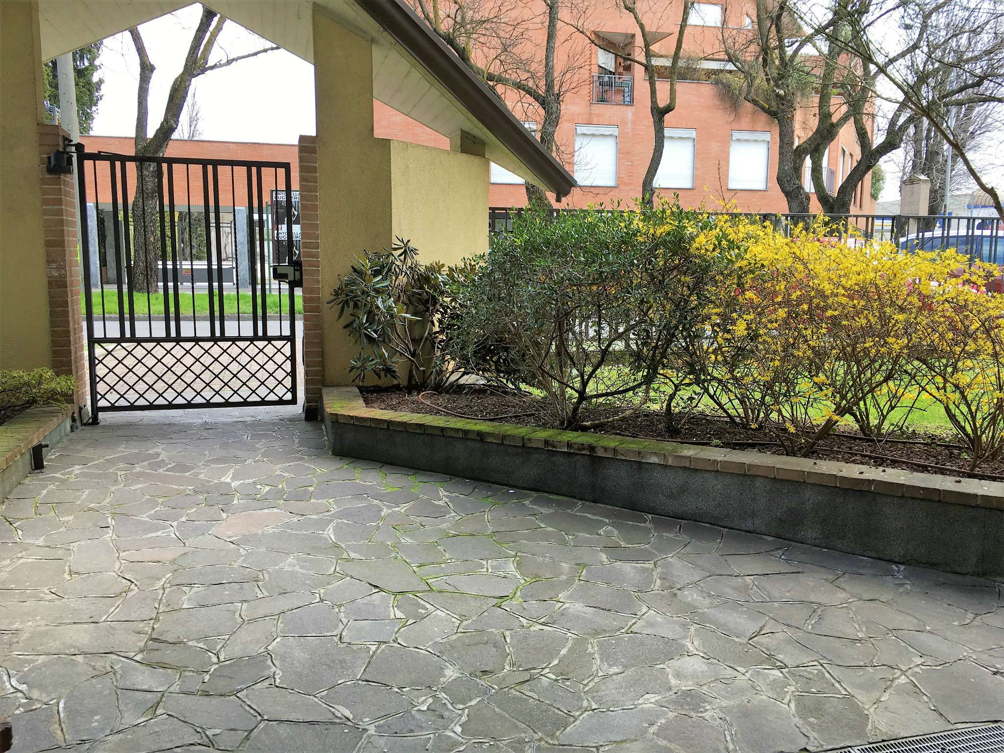 Appartamento BUSTO ARSIZIO vendita   Magenta IMMOBILIARE MAMELI 24 srl