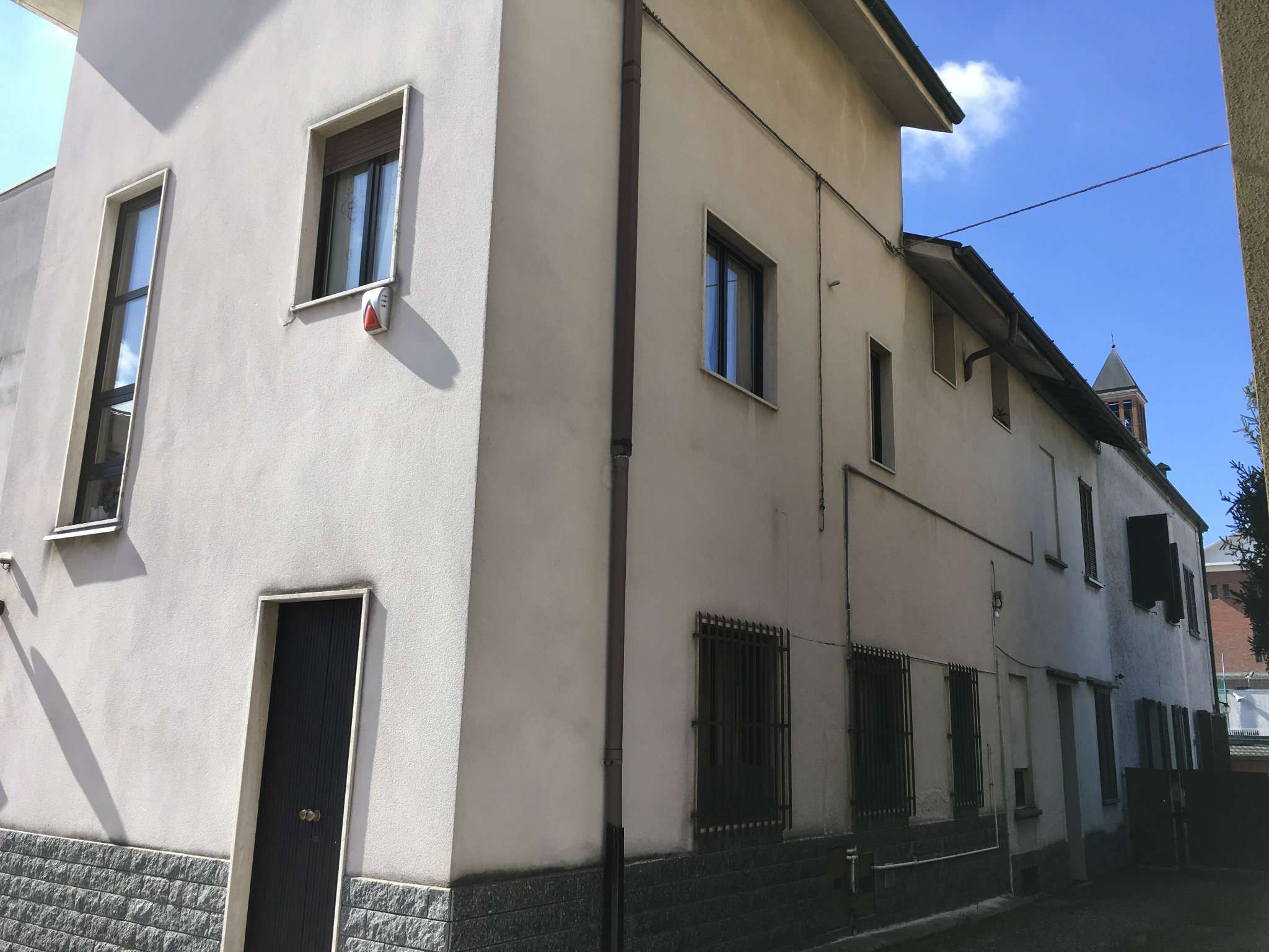 Villa Unifamiliare - Indipendente BUSTO ARSIZIO vendita   Asti IMMOBILIARE MAMELI 24 srl