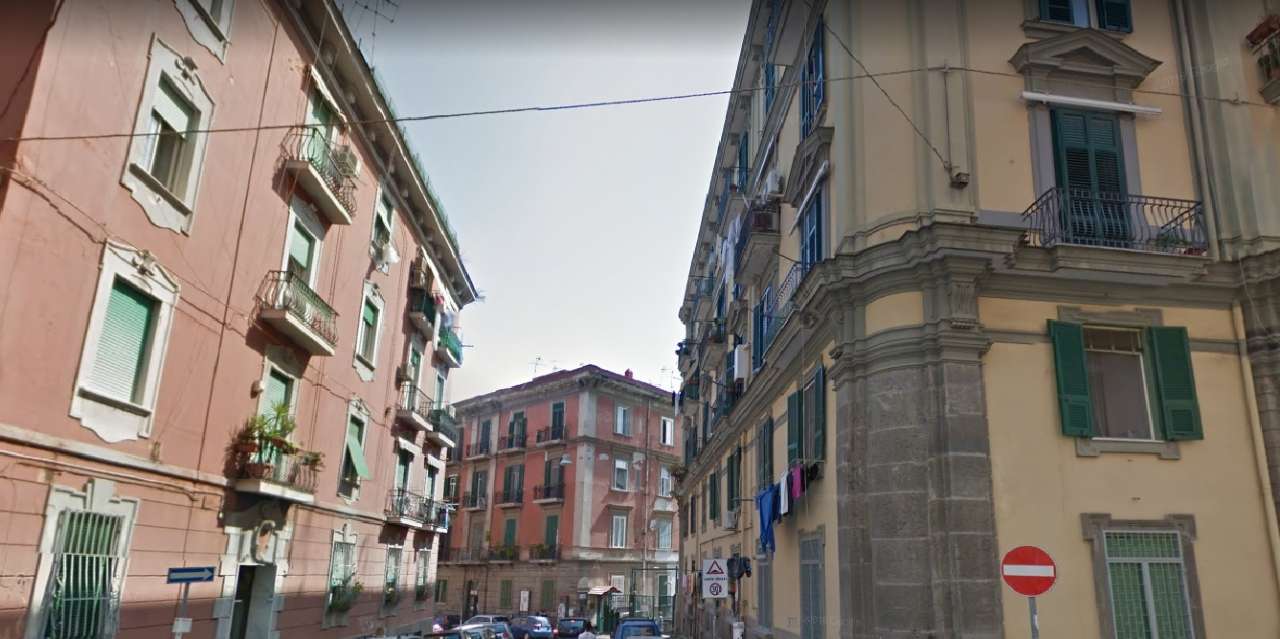  napoli affitto quart: materdei 2p-immobiliare