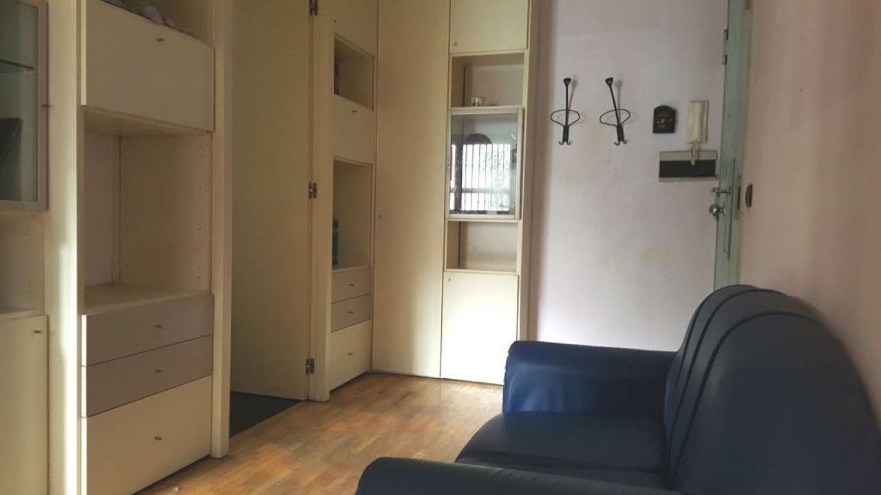 Appartamento NAPOLI affitto  Colli aminei Via Nicolardi 2P immobiliare