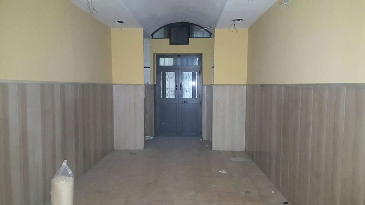 Negozio - Loc.Com. NAPOLI affitto  Materdei Via Matteo Renato Imbriani 2P immobiliare
