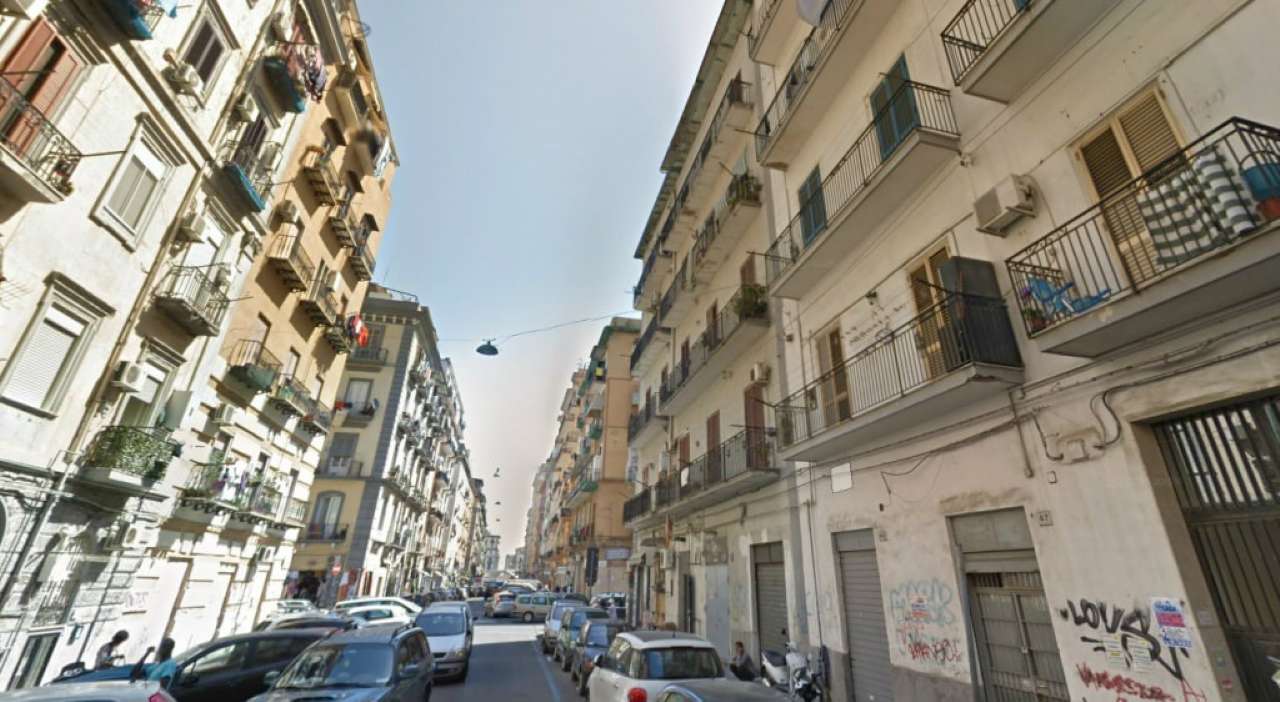 Appartamento NAPOLI vendita  SAN LORENZO Via Torino 2P immobiliare