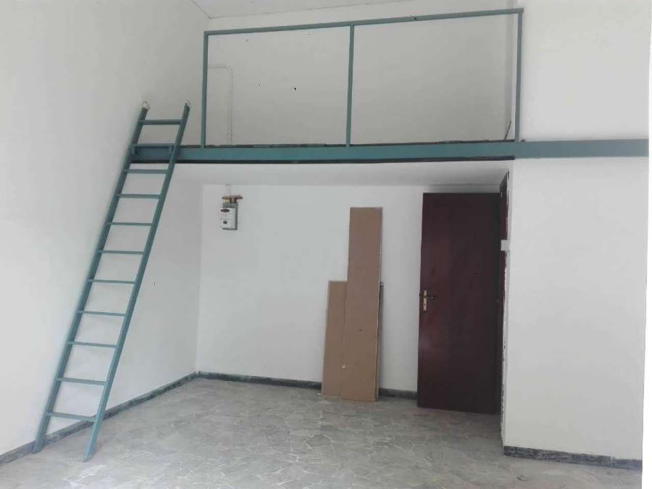 Negozio - Loc.Com. NAPOLI affitto  VOMERO Acitillo 2P immobiliare