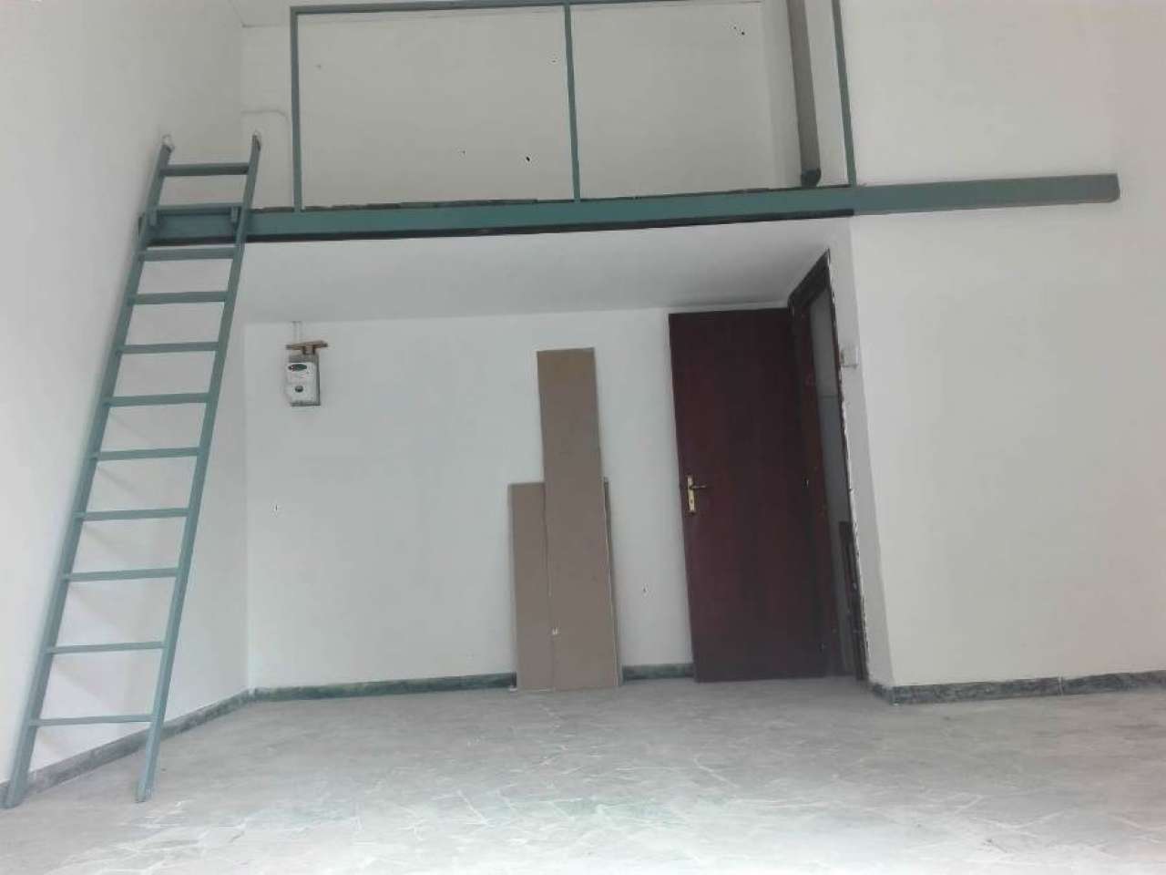 Negozio - Loc.Com. NAPOLI affitto  VOMERO Acitillo 2P immobiliare