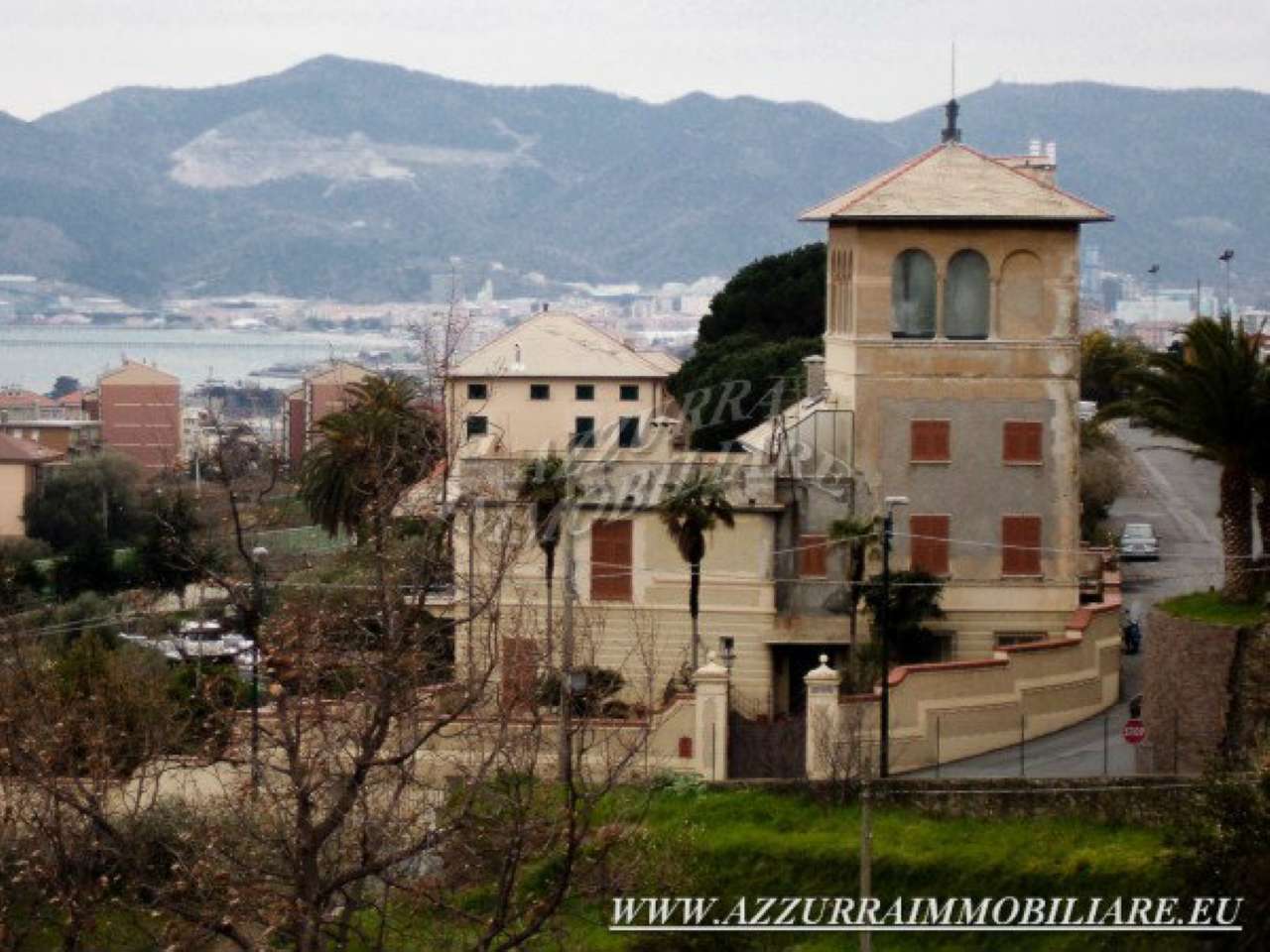 Villa Bifamiliare SAVONA vendita   VIA FONTANASSA Agescom