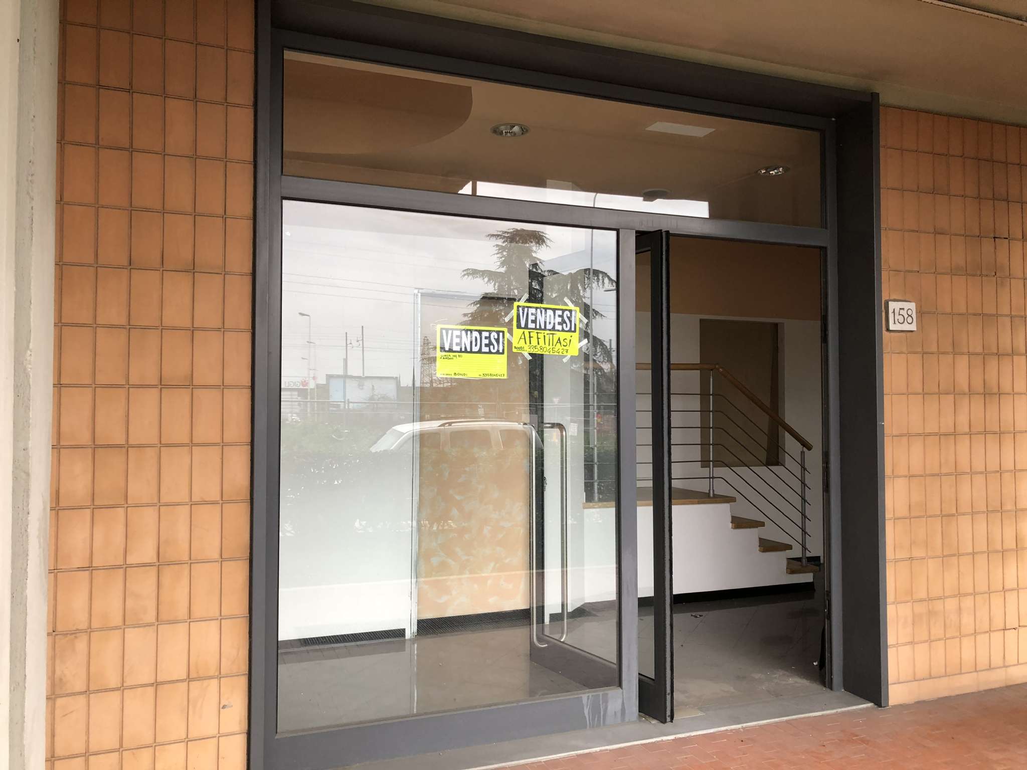 Negozio - Loc.Com. FIRENZE affitto  NOVOLI viale guidoni BONDI IMMOBILI @ZIENDALI