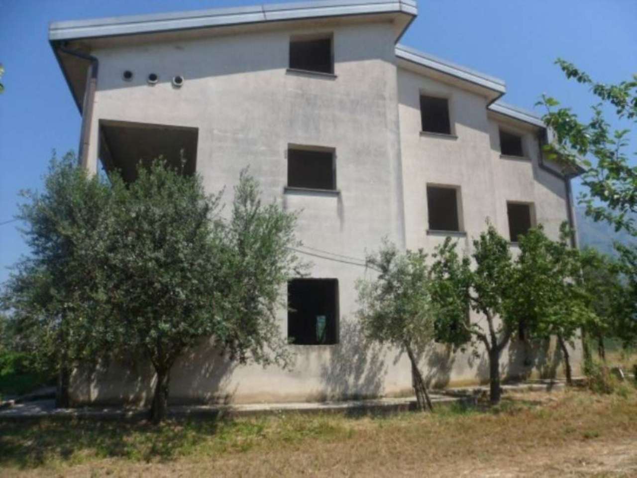 Villa Unifamiliare - Indipendente AIROLA vendita   Provinciale A.M. MEDIOCASA S.R.L.