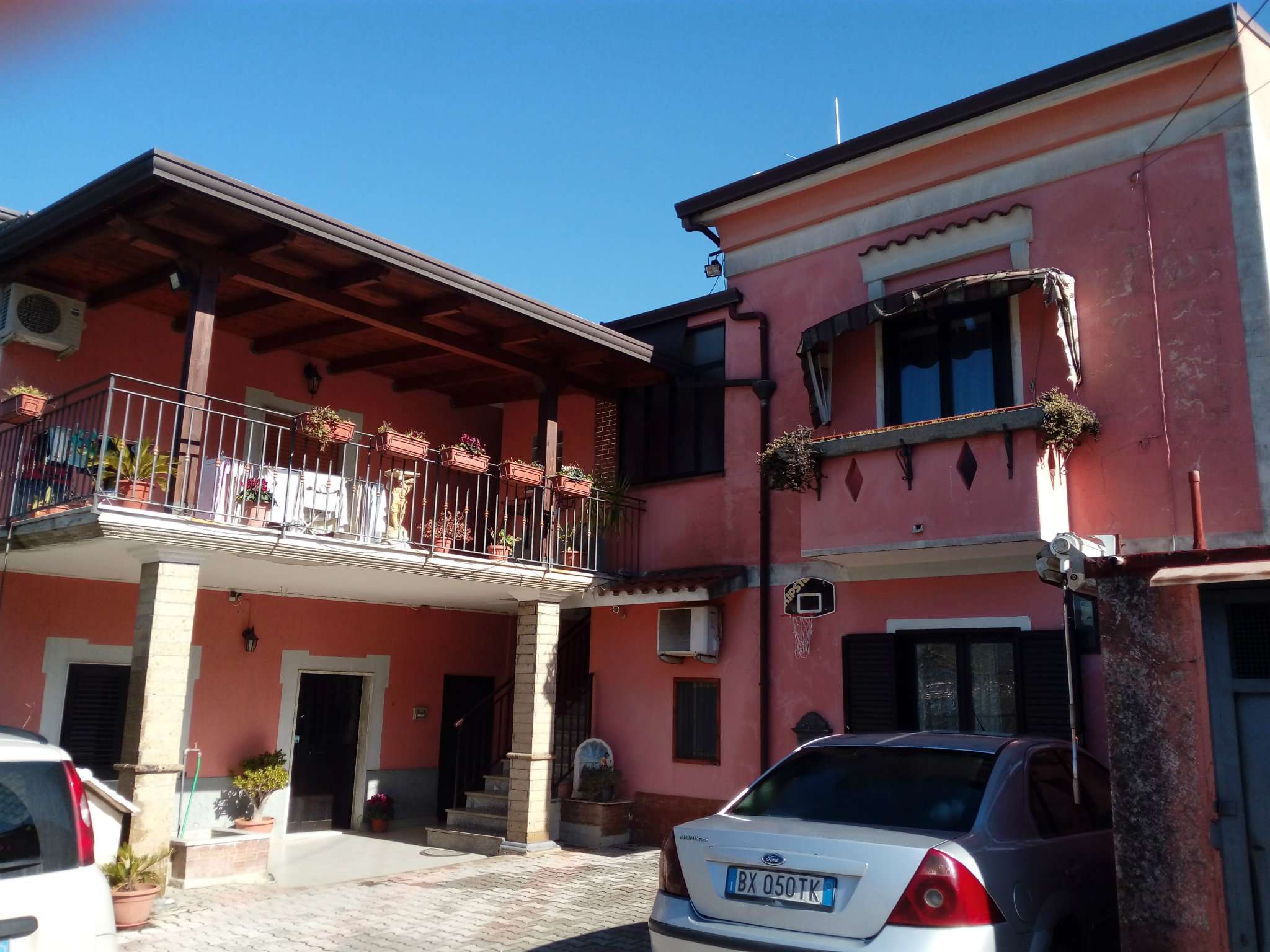 Villa Unifamiliare - Indipendente SANT