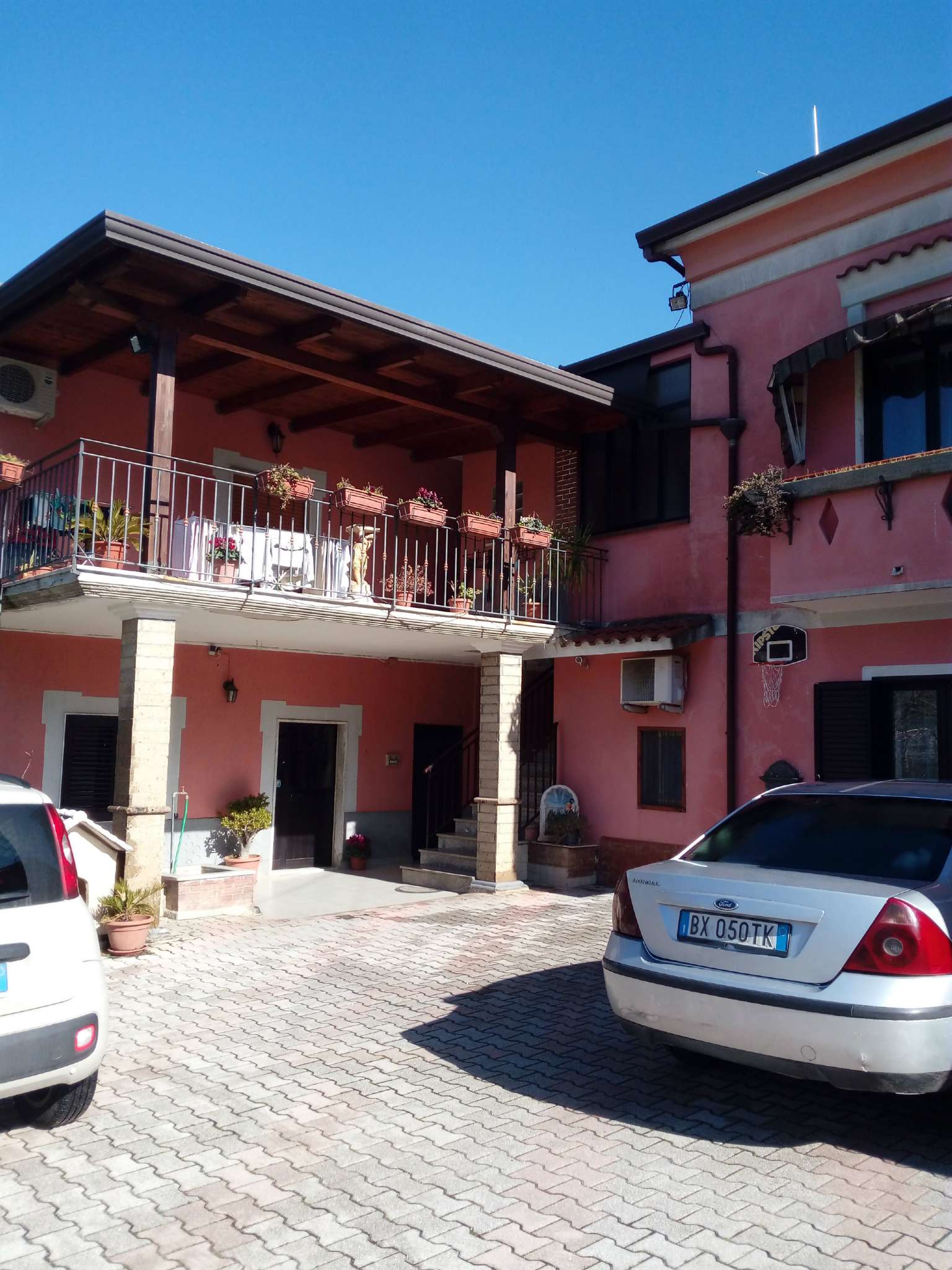 Villa Unifamiliare - Indipendente SANT