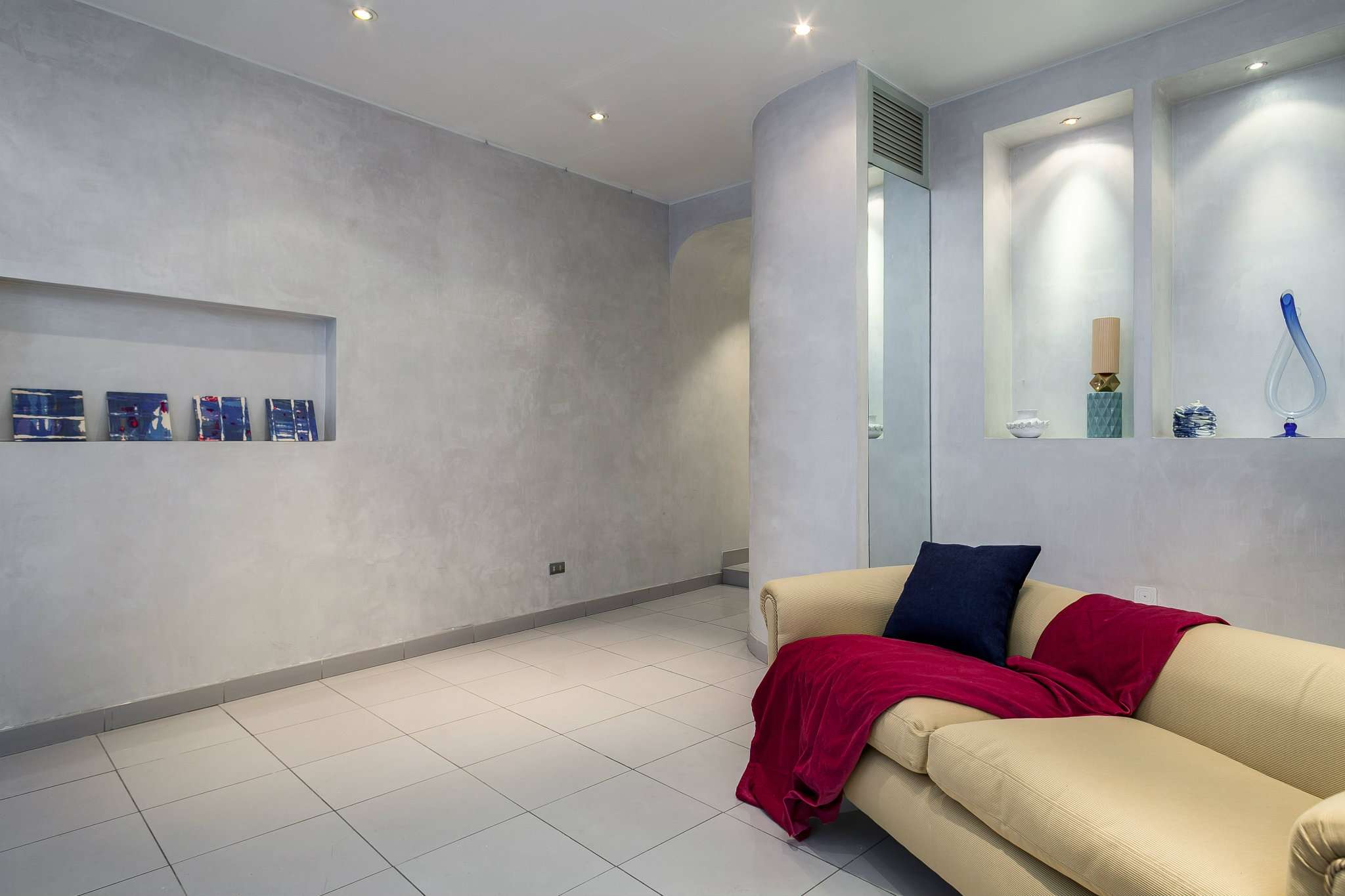 Negozio - Loc.Com. ROMA vendita  Centro storico Gregoriana Link Immobiliare