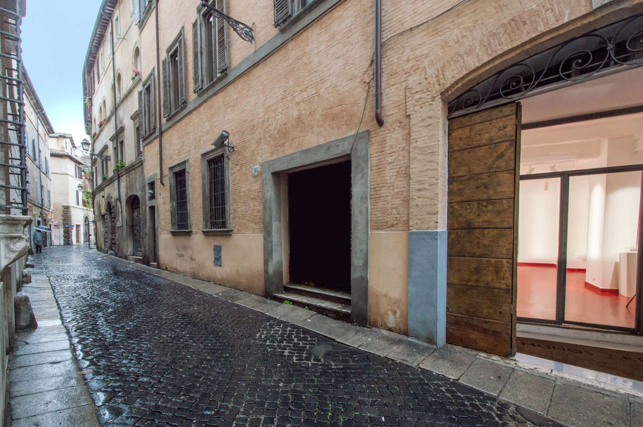 Negozio - Loc.Com. ROMA affitto  Centro storico Margana Link Immobiliare