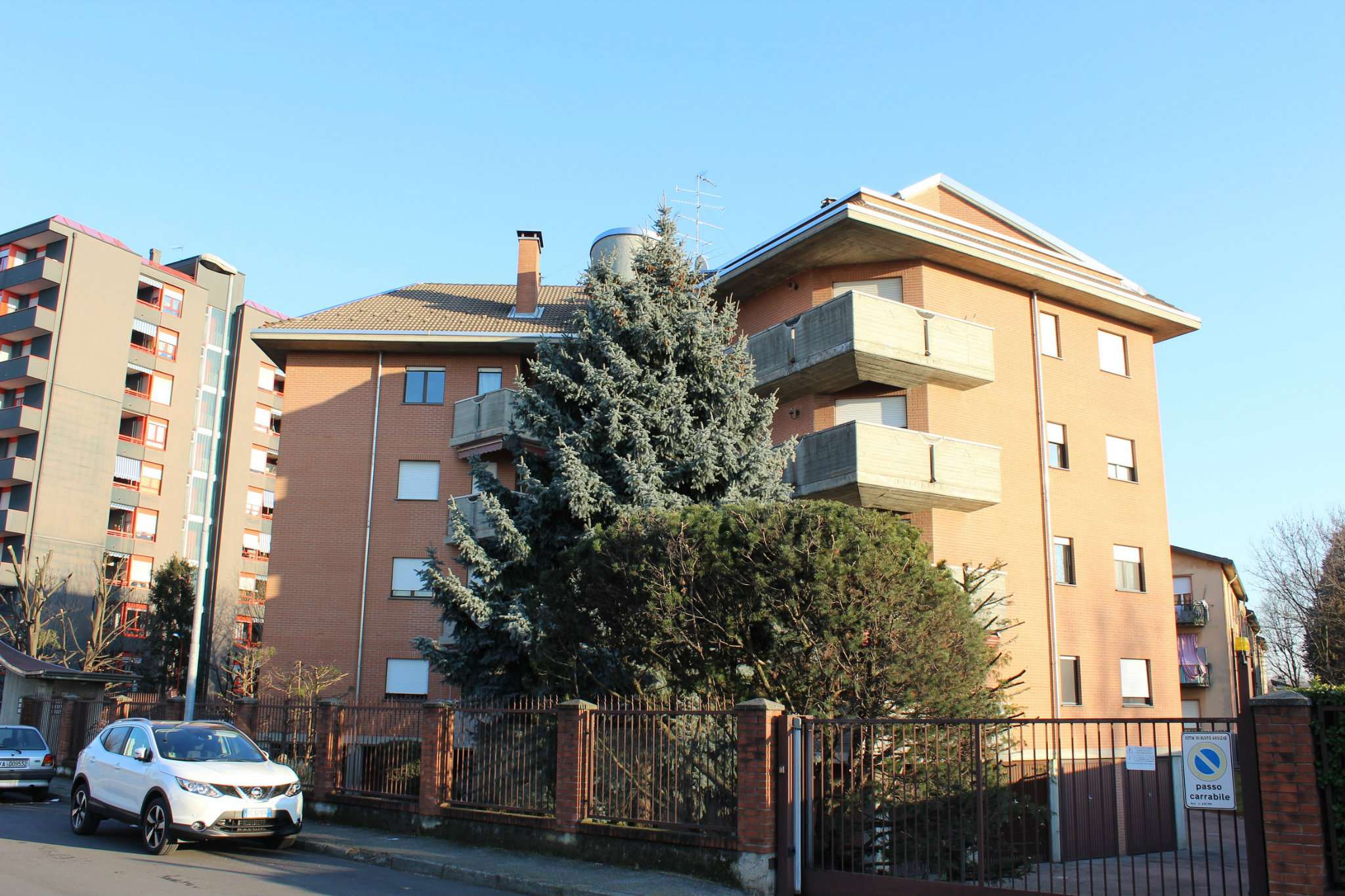 Appartamento BUSTO ARSIZIO vendita   G. di Vittorio Civis Immobiliare snc