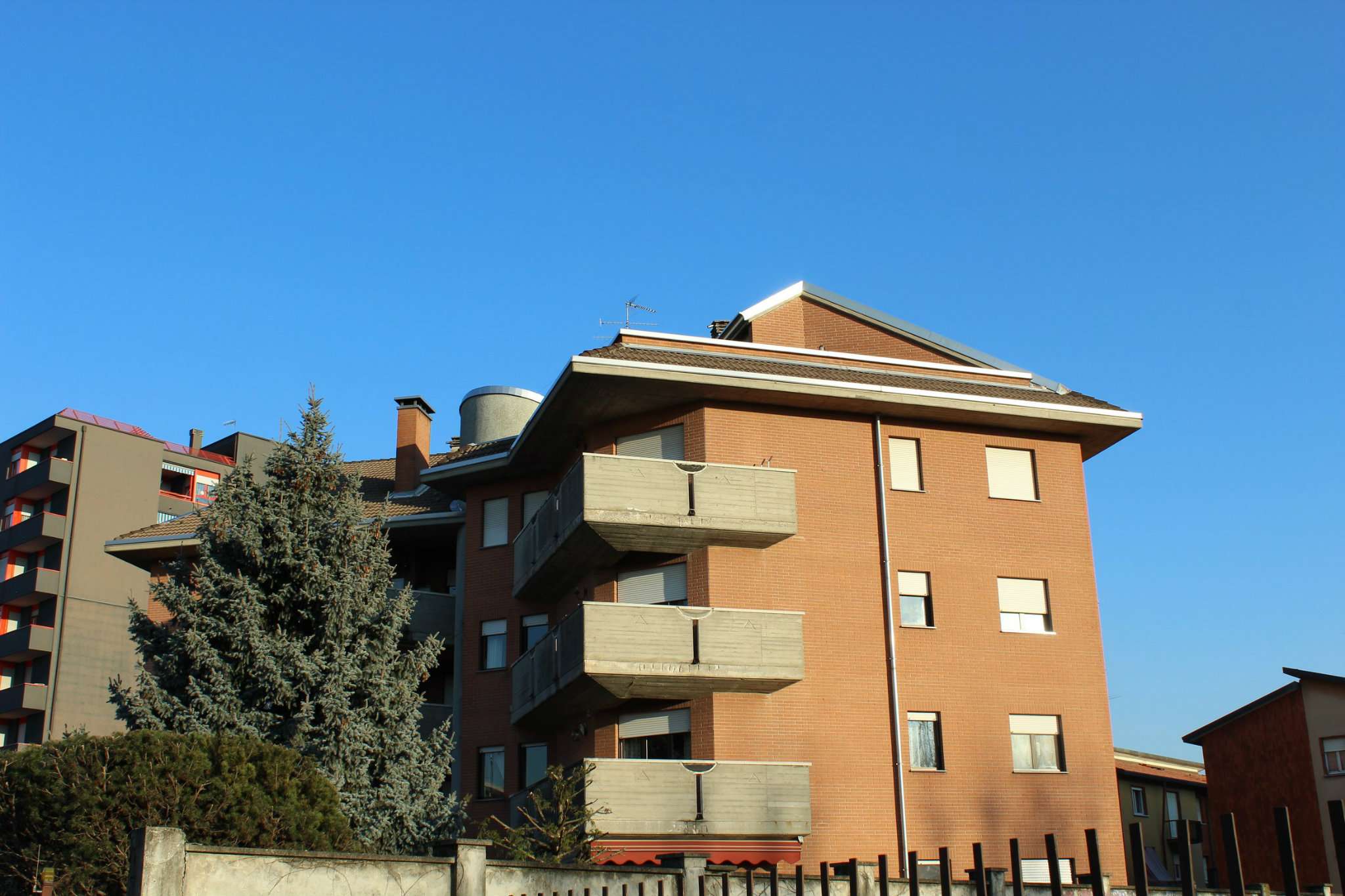 Appartamento BUSTO ARSIZIO vendita   G. di Vittorio Civis Immobiliare snc