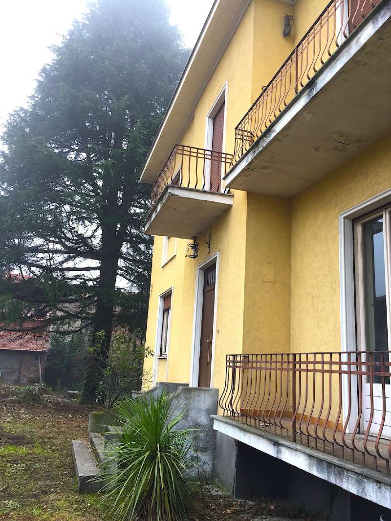 Villa BUSTO ARSIZIO vendita   Petrarca Civis Immobiliare snc