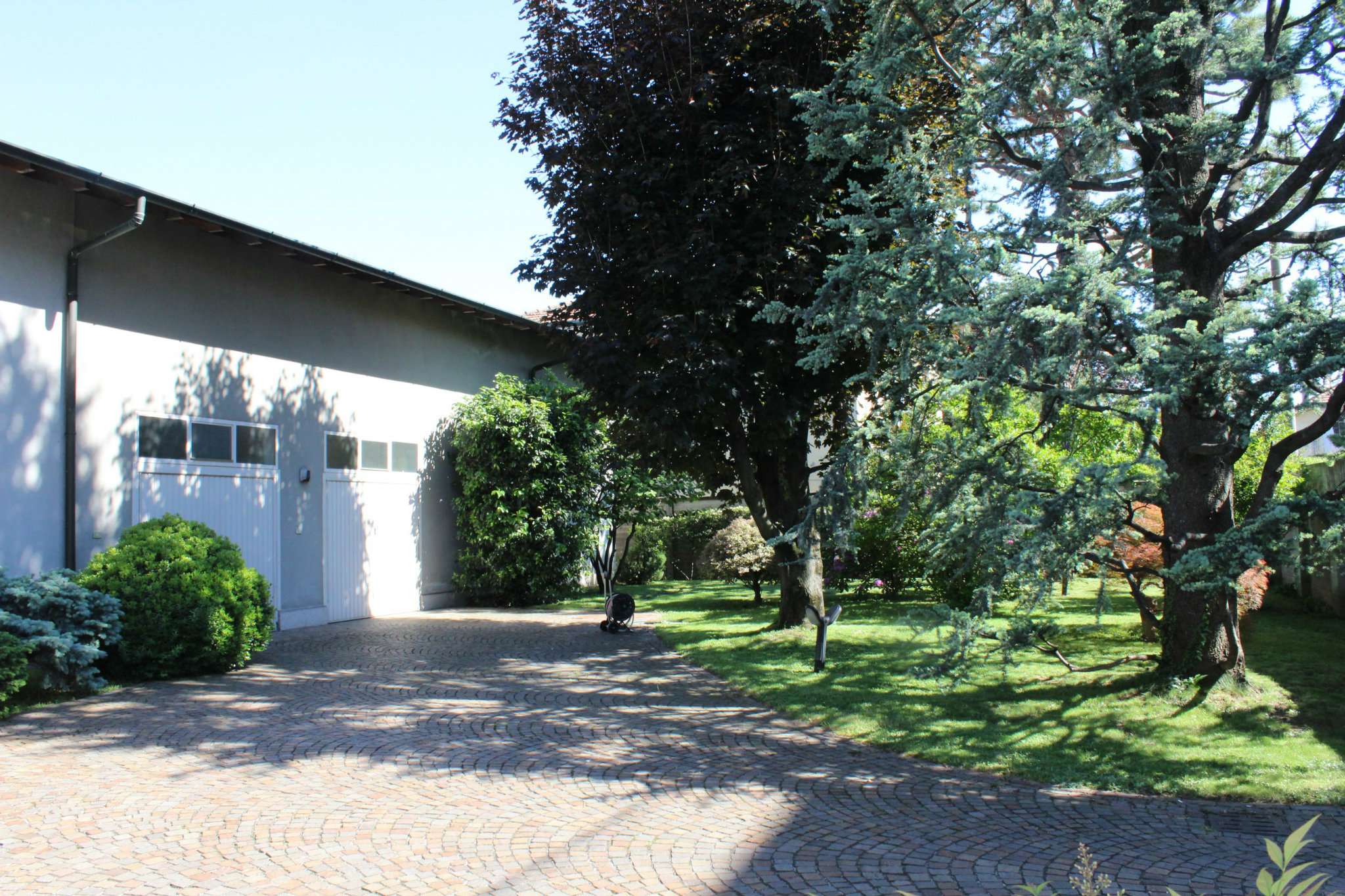 Villa Bifamiliare BUSTO ARSIZIO vendita   Milazzo Civis Immobiliare snc