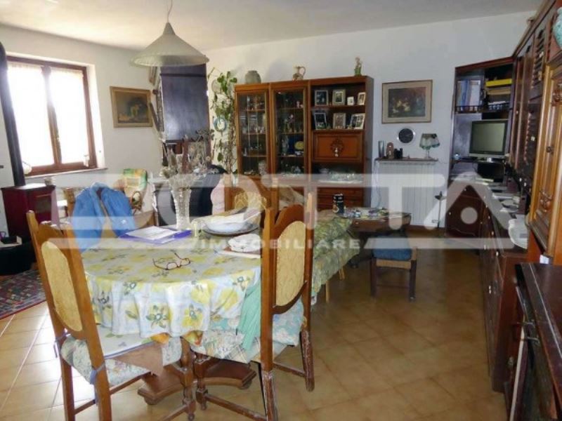 Villa Unifamiliare - Indipendente CERRETTO LANGHE vendita   CERETTA, 2 Dotta Immobiliare