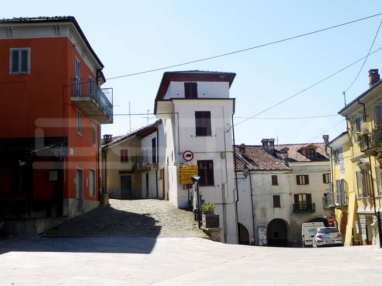 Rustico - Cascina MURAZZANO vendita   Via Roma Dotta Immobiliare