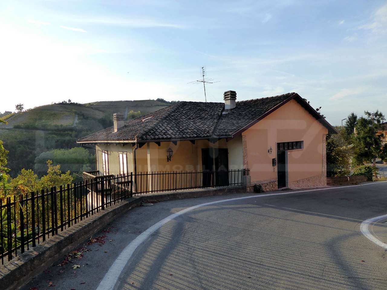 Villa Unifamiliare - Indipendente SINIO vendita   Piazza Marconi Dotta Immobiliare