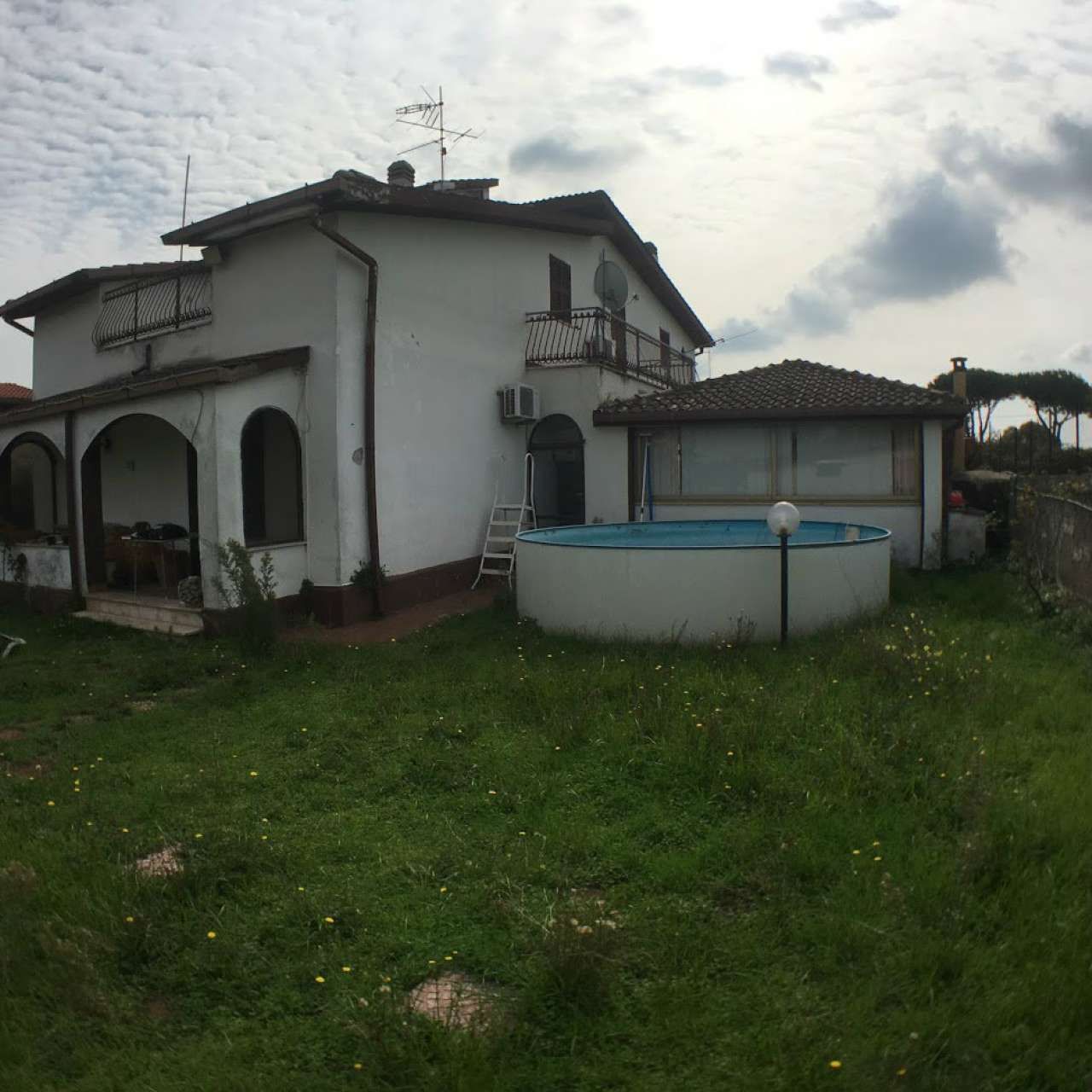 Villa Trifamiliare APRILIA vendita    Taloni Immobiliare di Alfredo Taloni